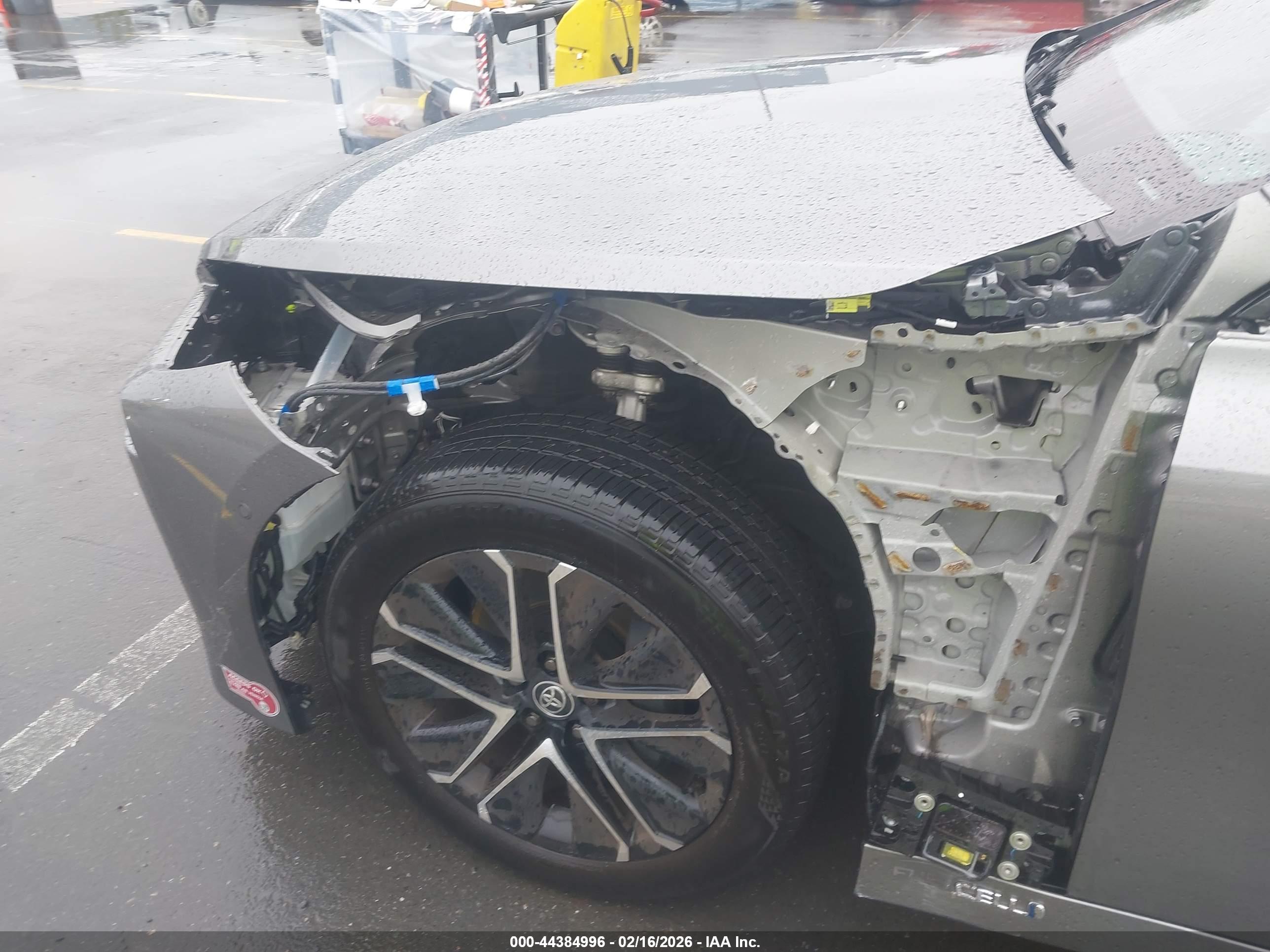 TOYOTA MIRAI image 6
