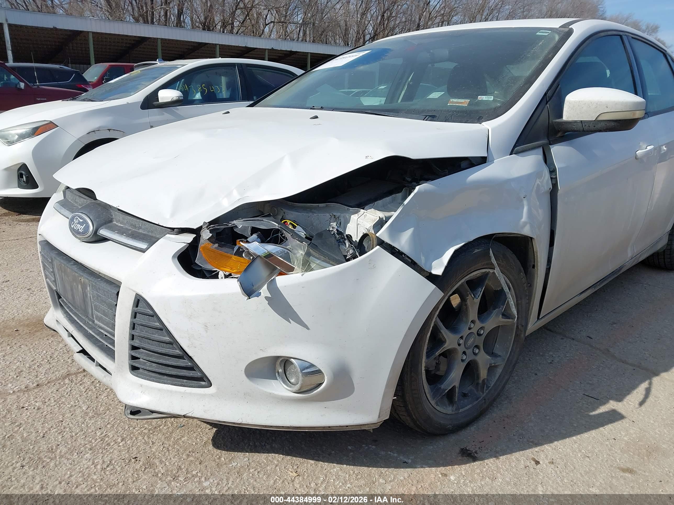 FORD FOCUS image 6