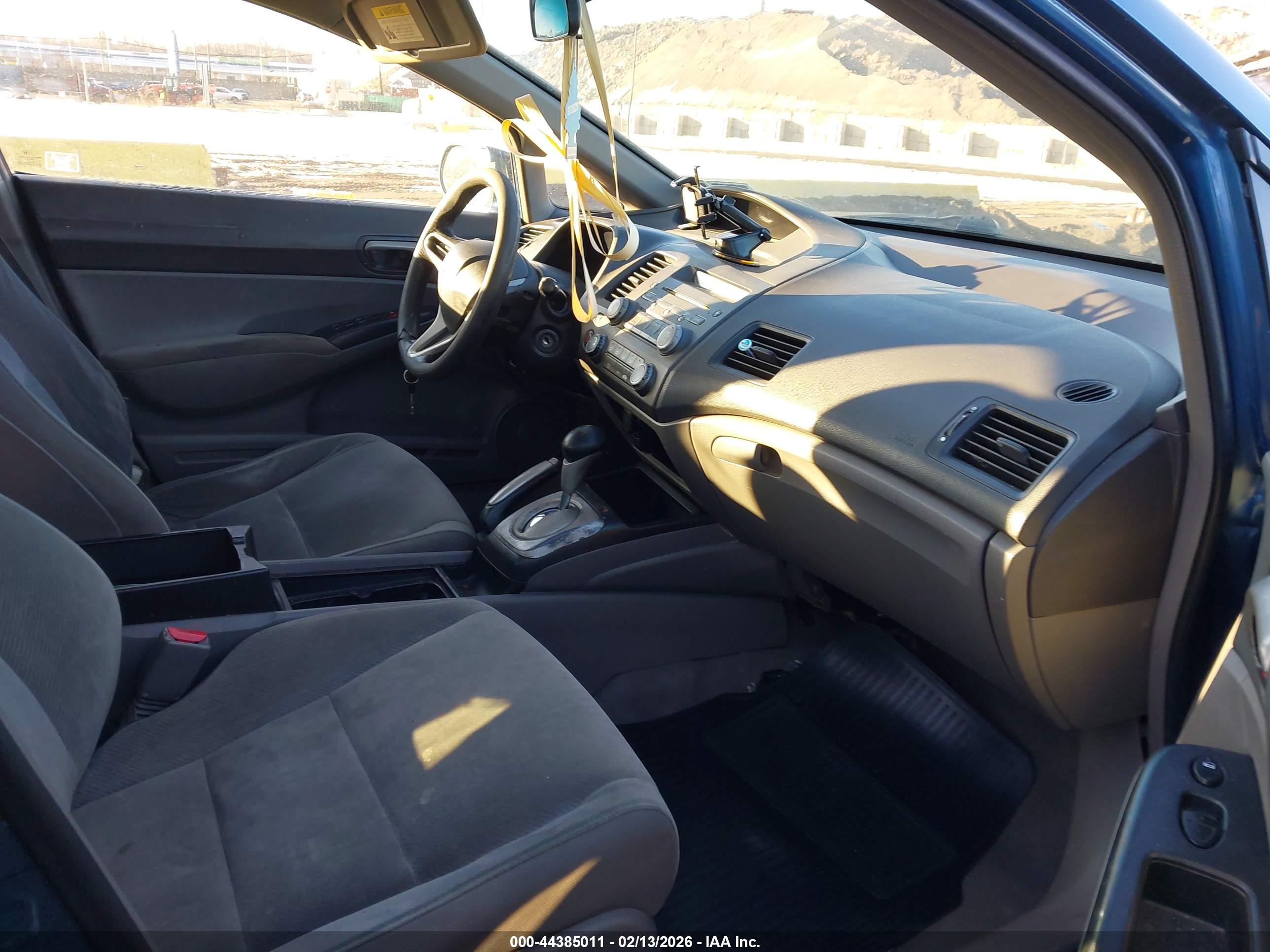 HONDA CIVIC image 5