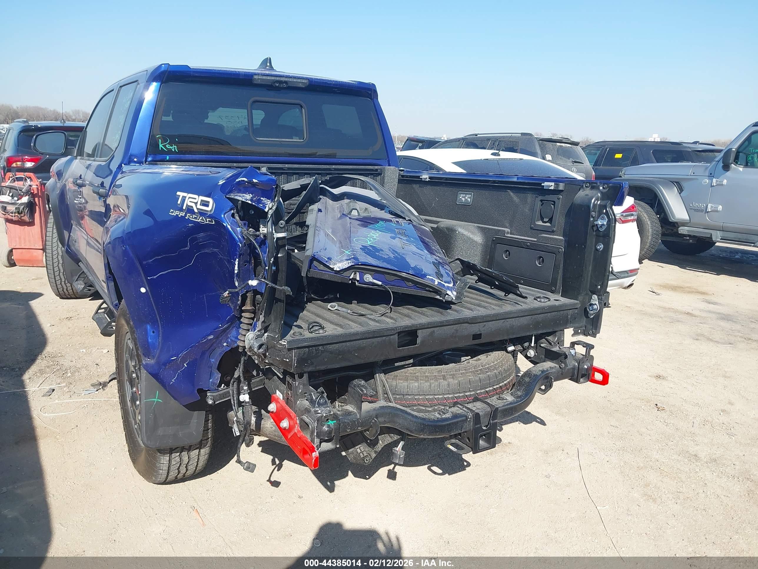 TOYOTA TACOMA image 6