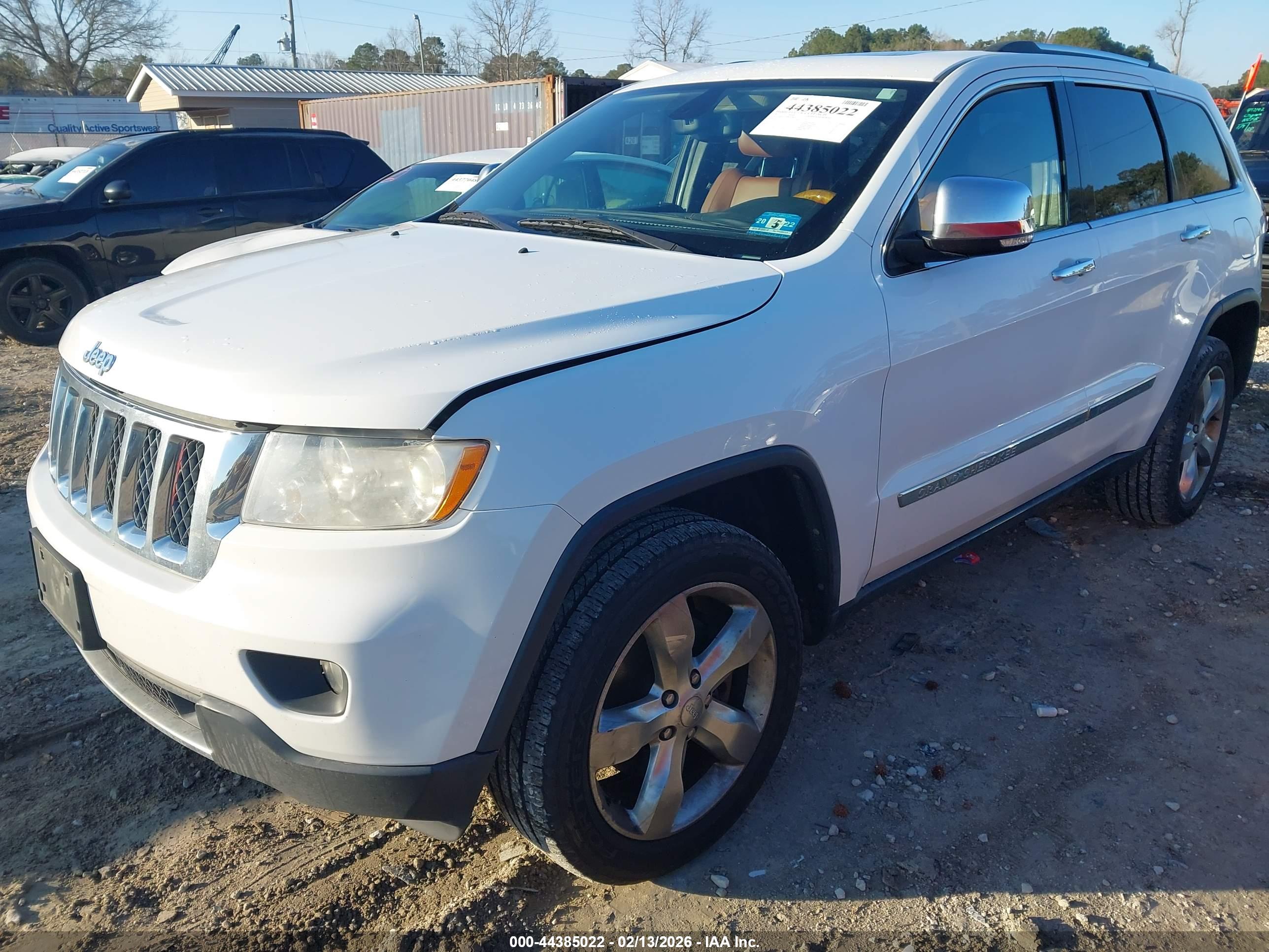 JEEP GRAND image 2