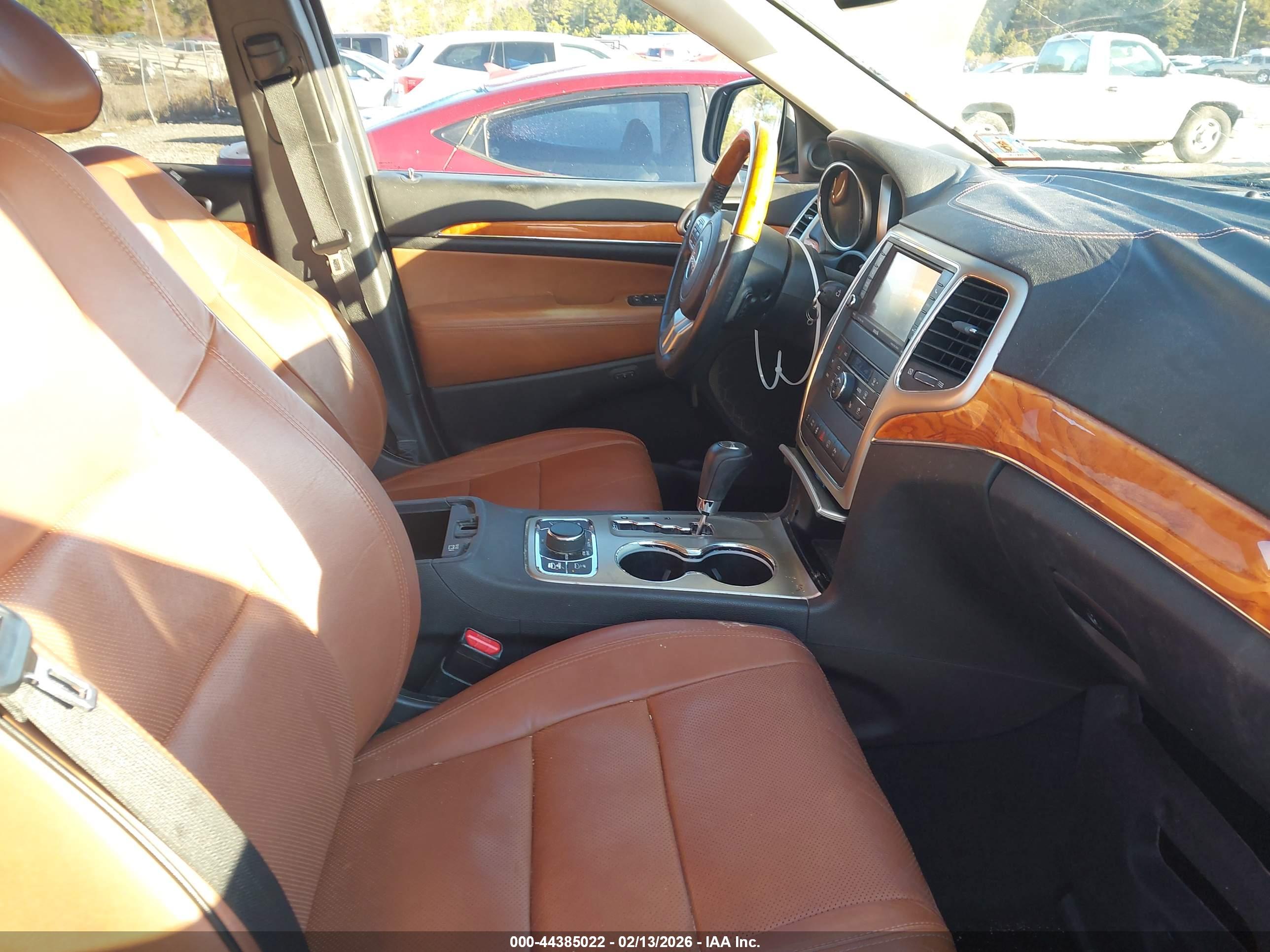 JEEP GRAND image 5
