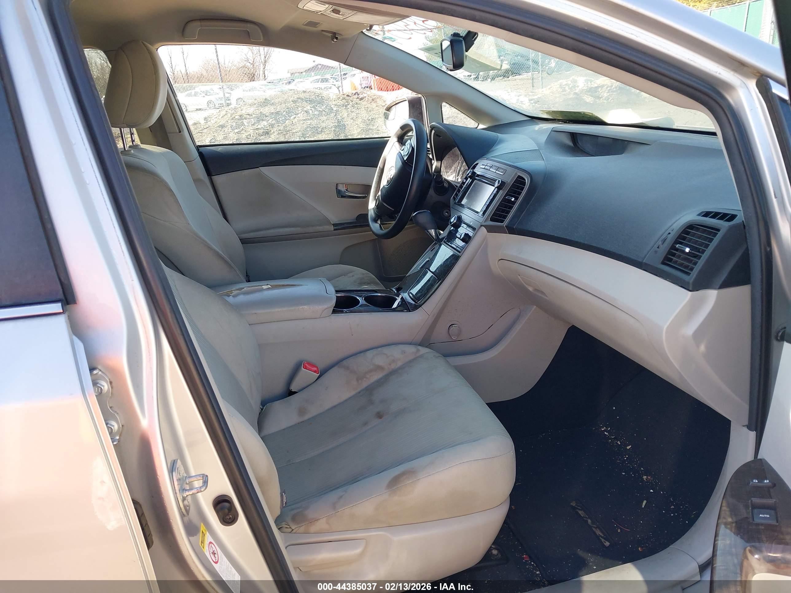 TOYOTA VENZA image 5