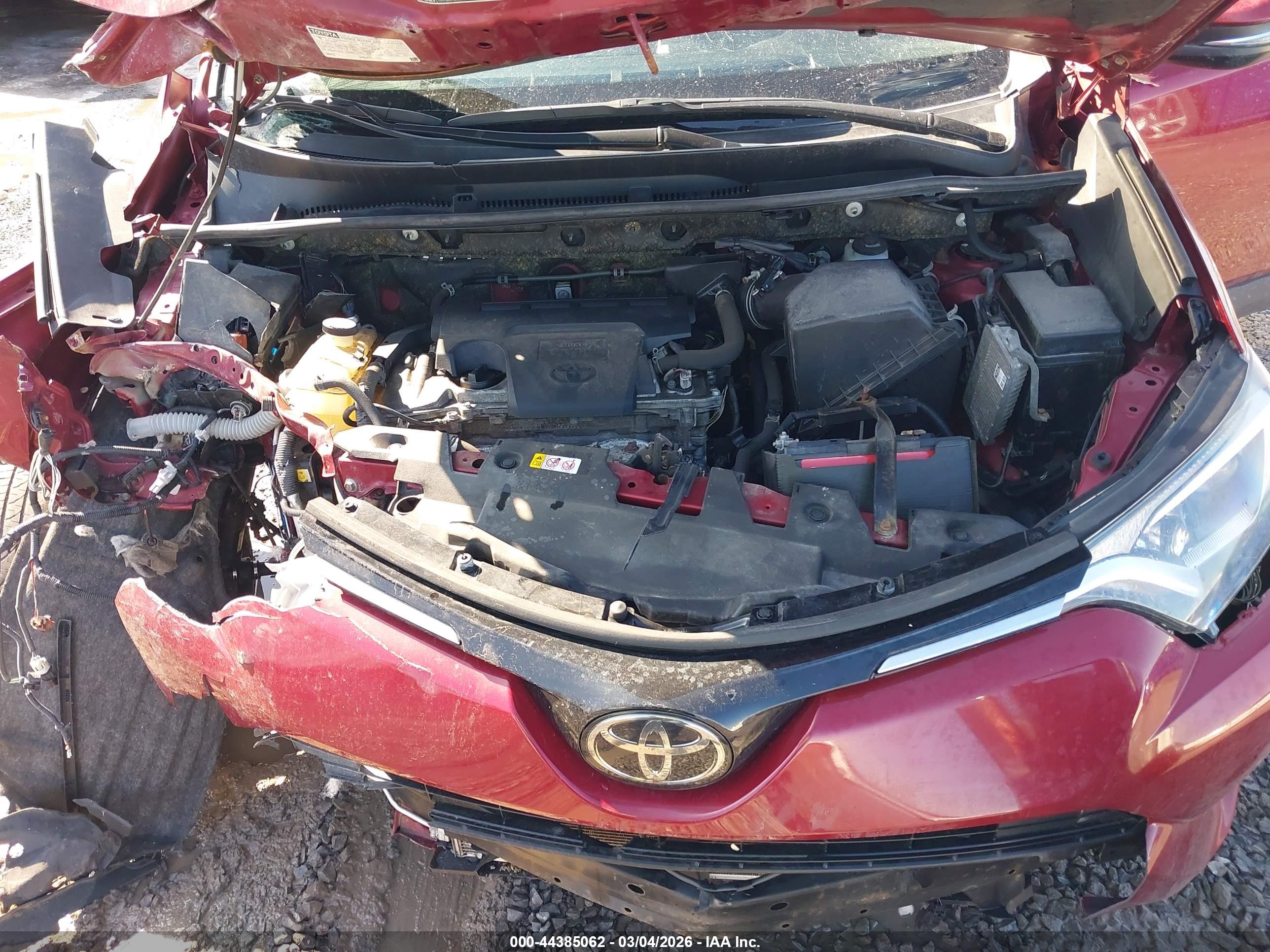 TOYOTA RAV4 image 10