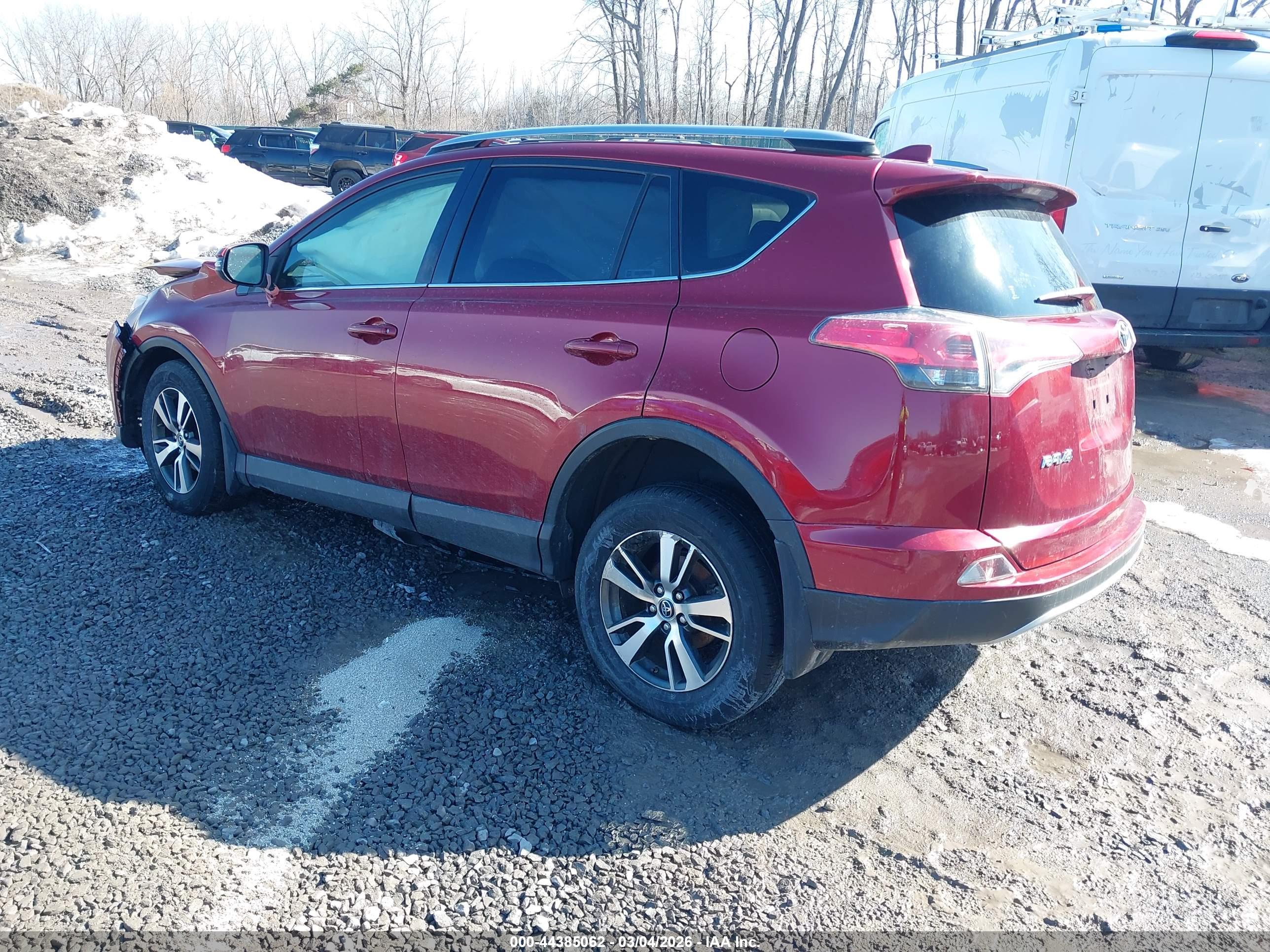 TOYOTA RAV4 image 3