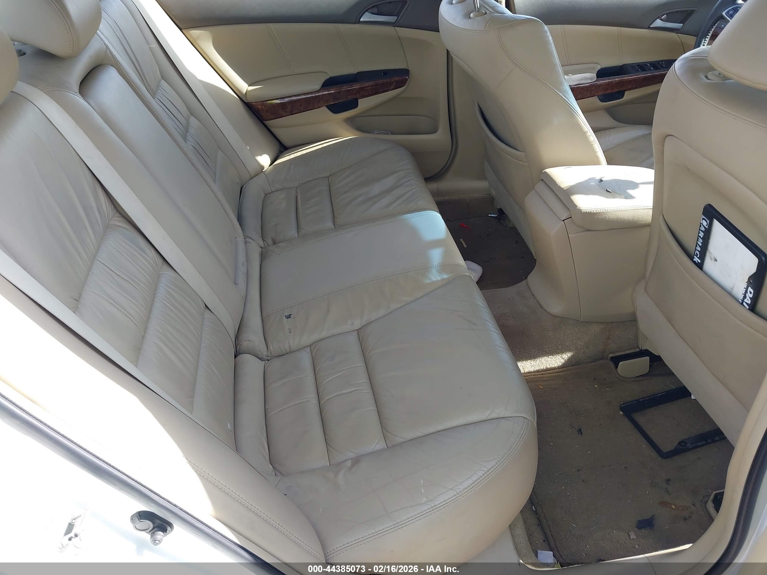 HONDA ACCORD image 8