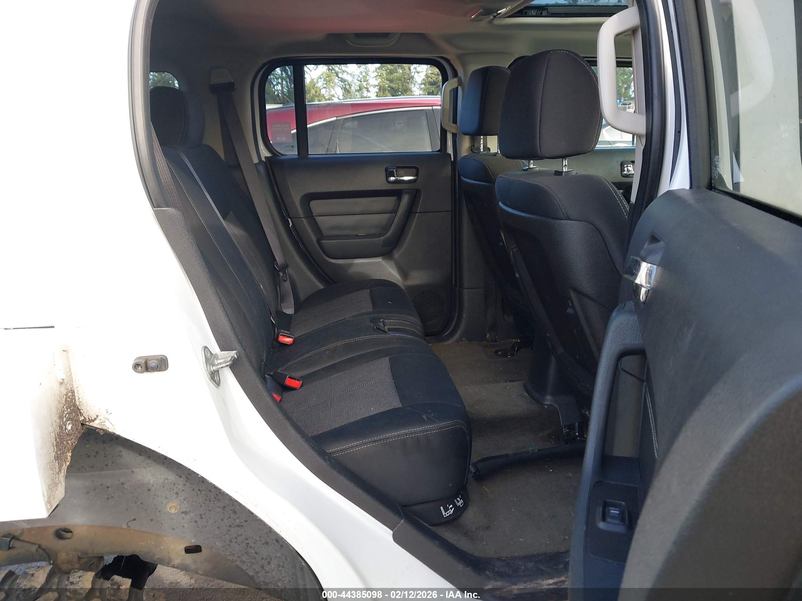HUMMER H3 image 8