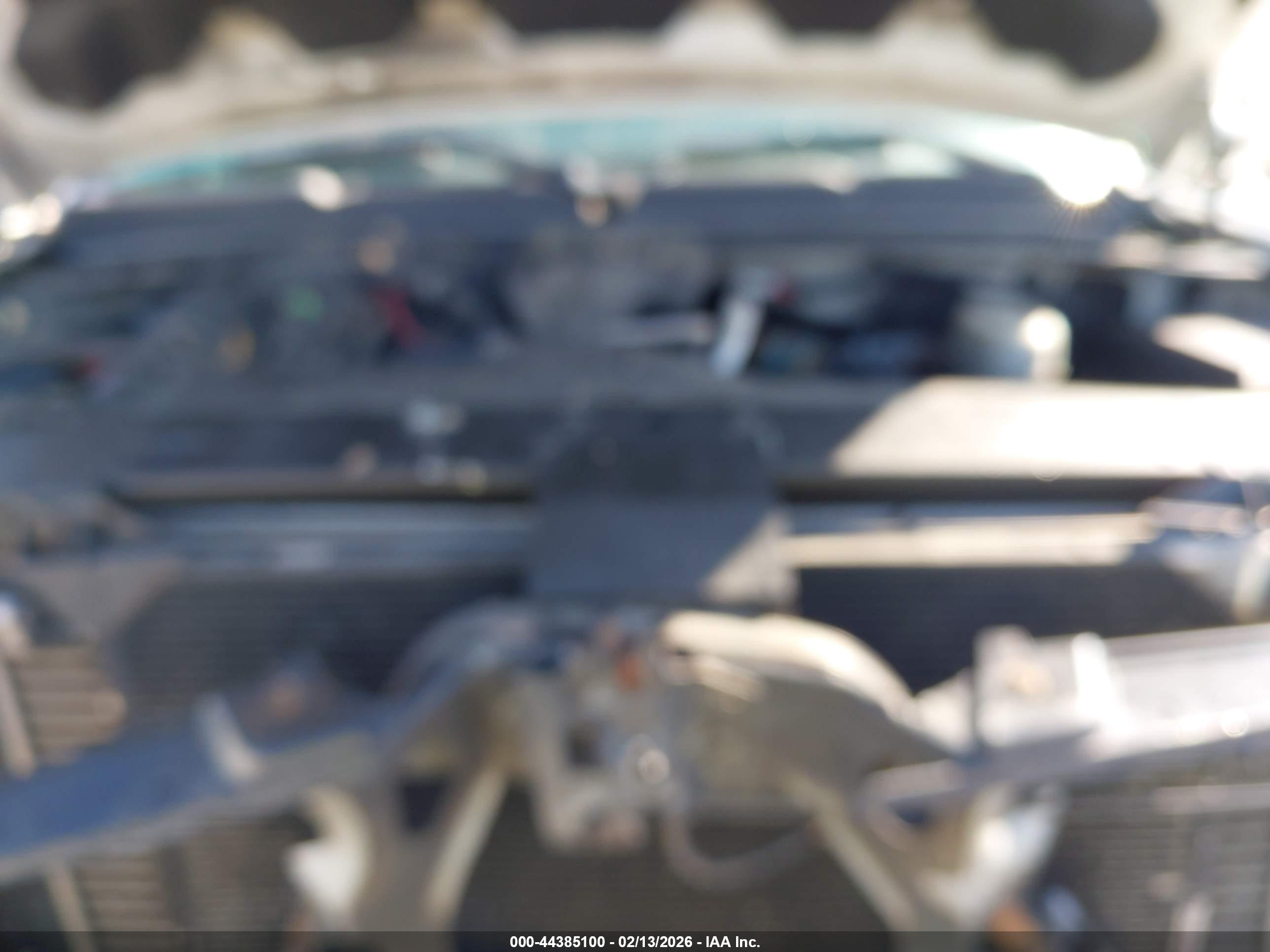 CHEVROLET SILVERADO image 10