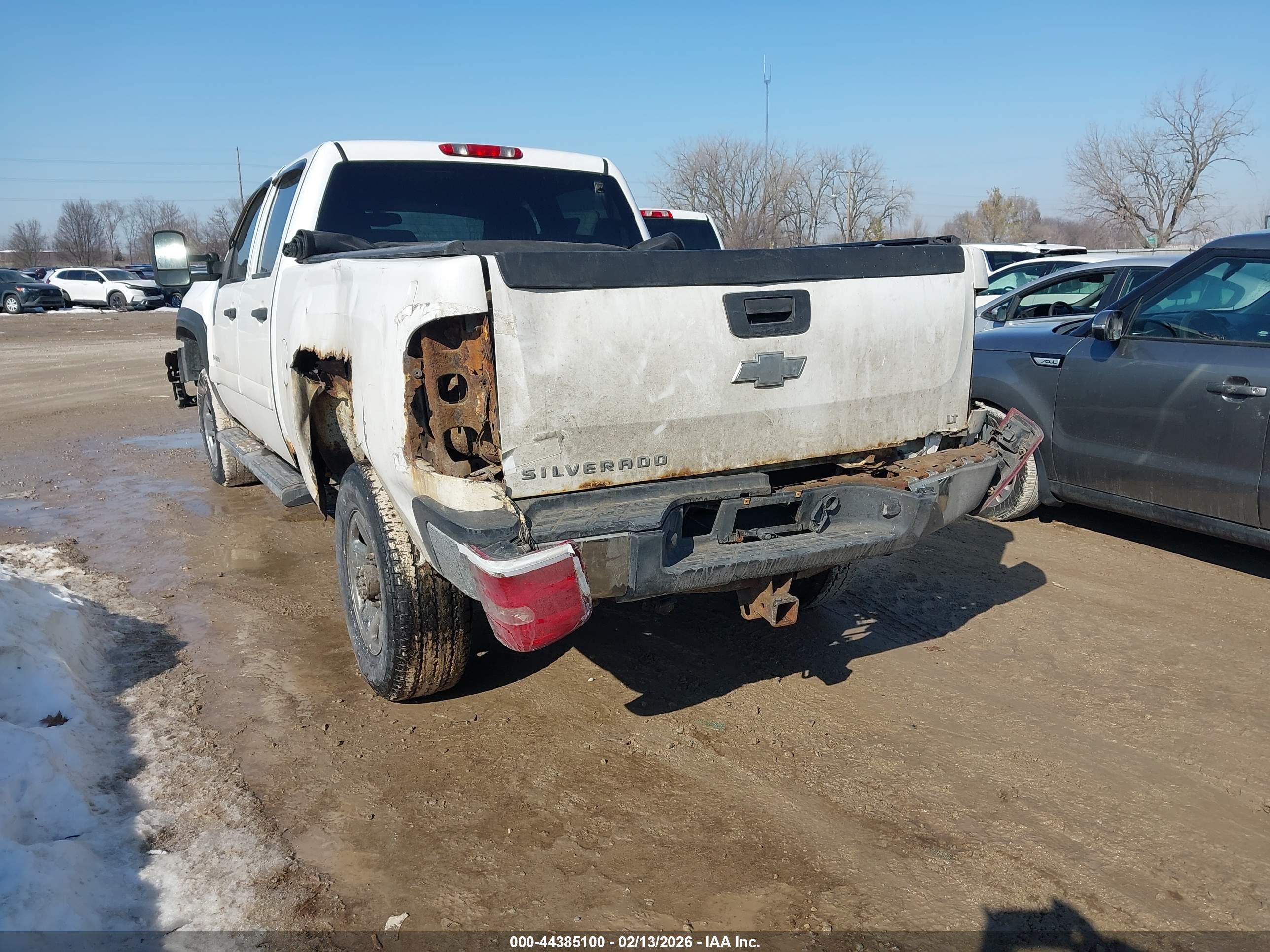 CHEVROLET SILVERADO image 3