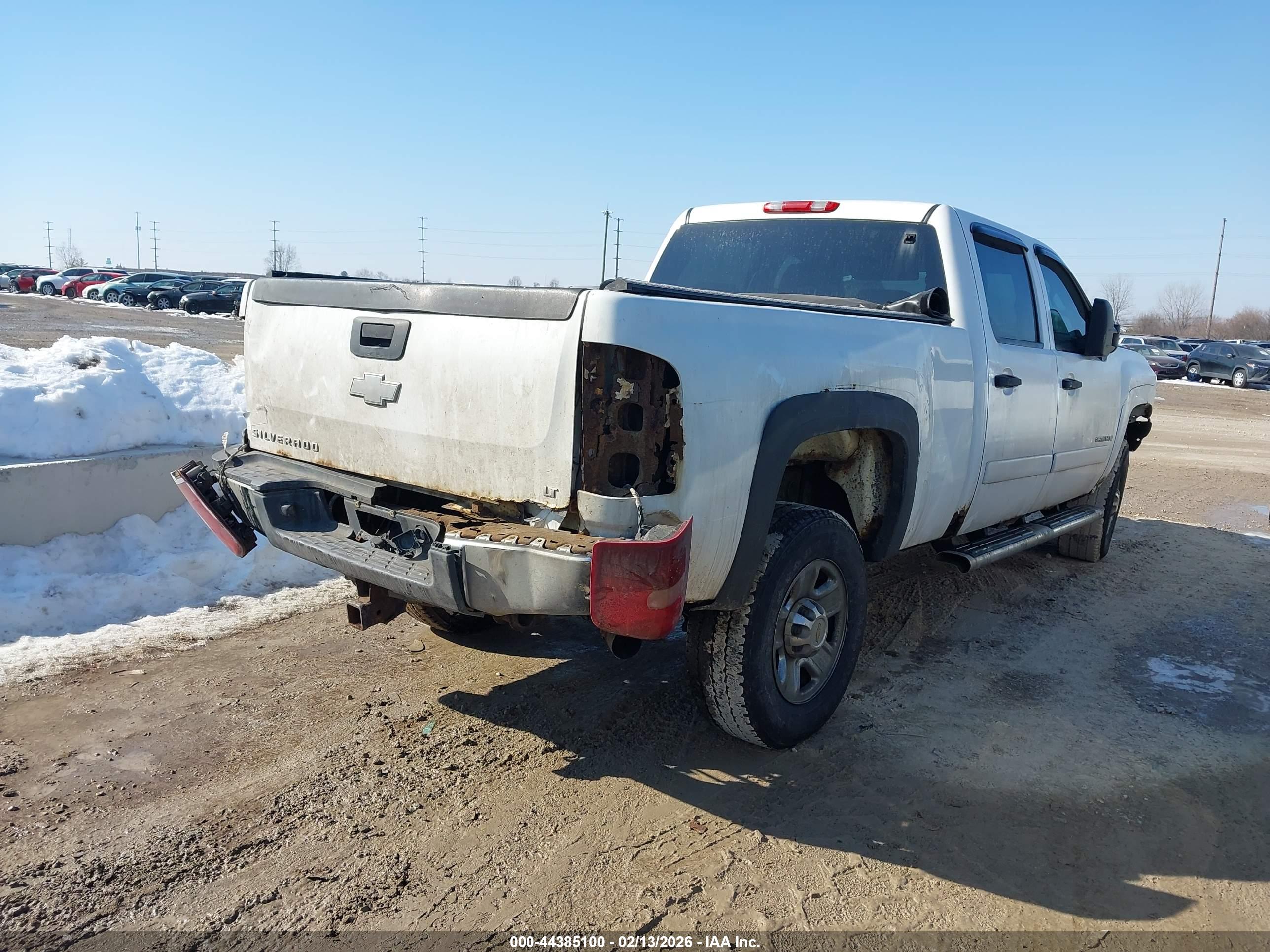 CHEVROLET SILVERADO image 4