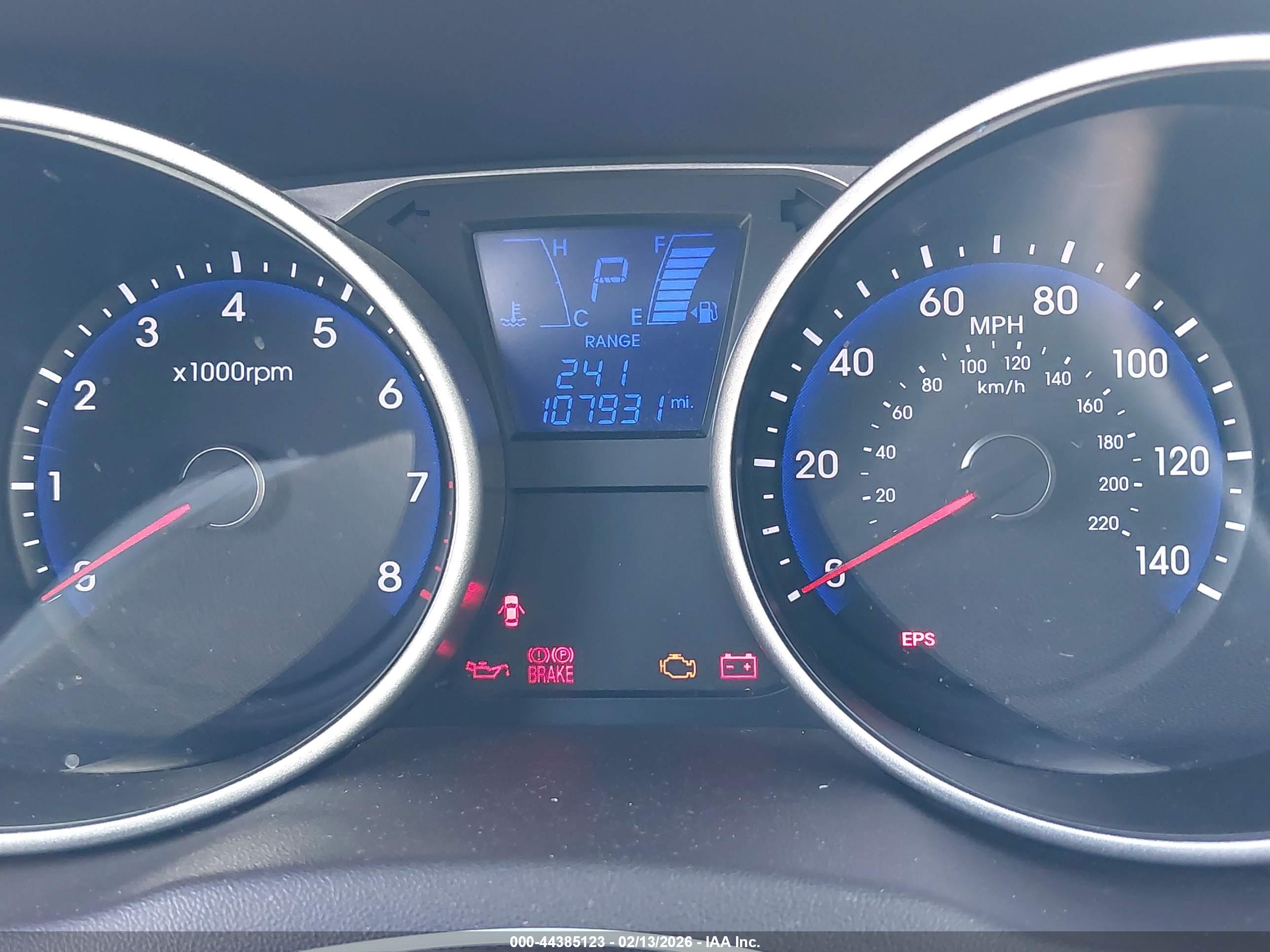 HYUNDAI TUCSON image 7