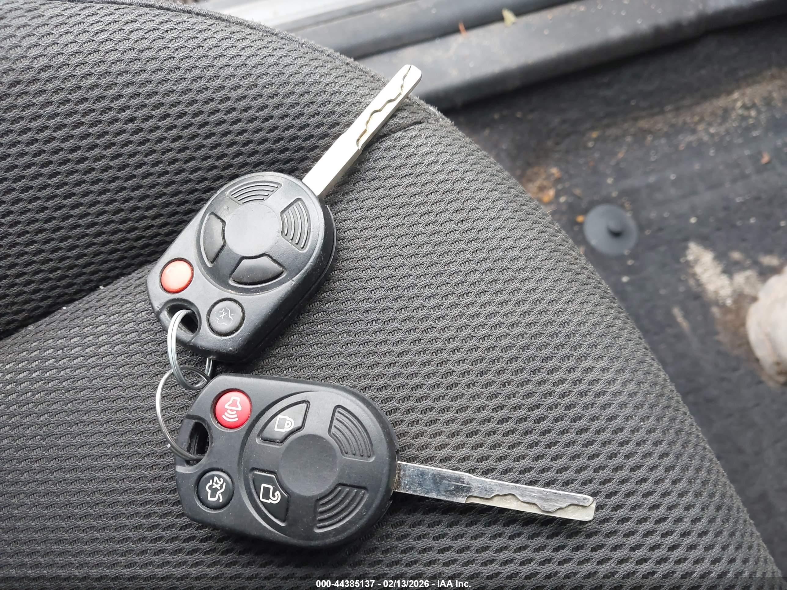FORD FOCUS image 11