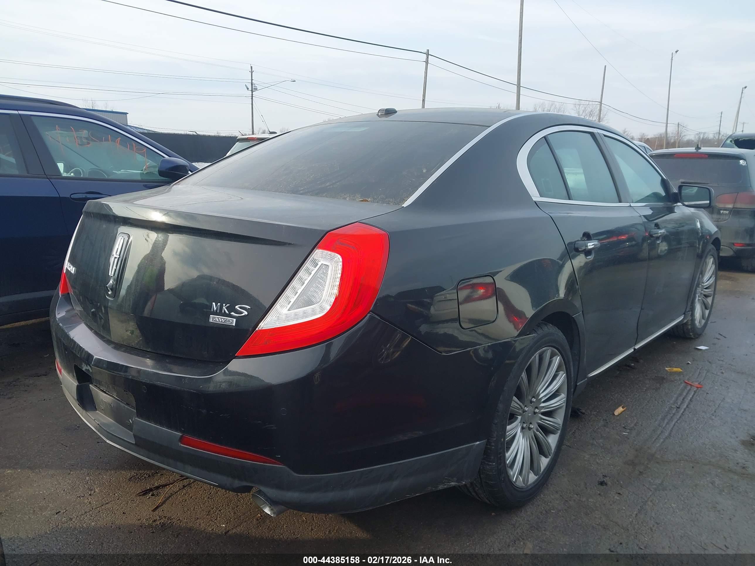LINCOLN MKS image 4