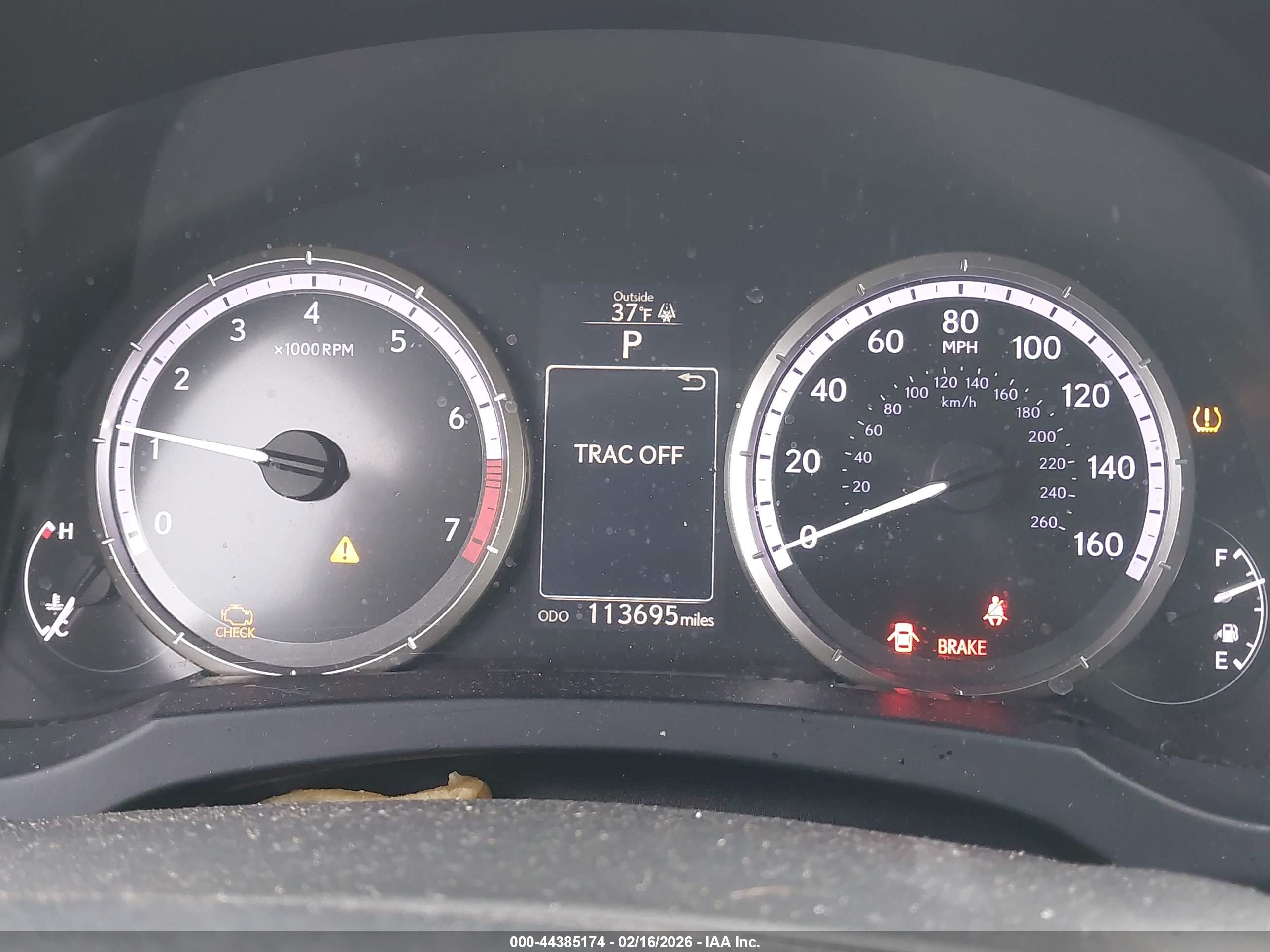 LEXUS RC image 7
