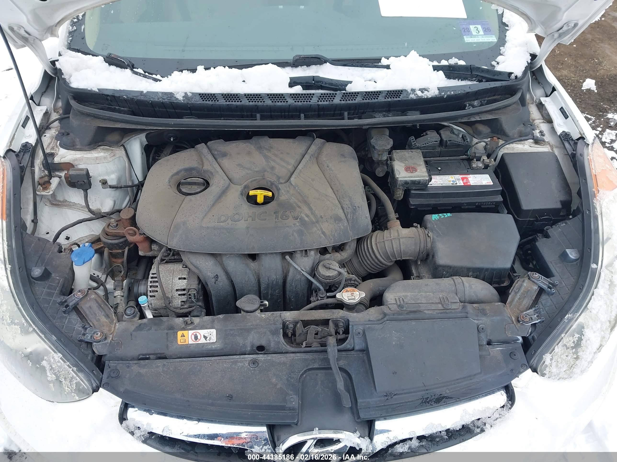 HYUNDAI ELANTRA image 10