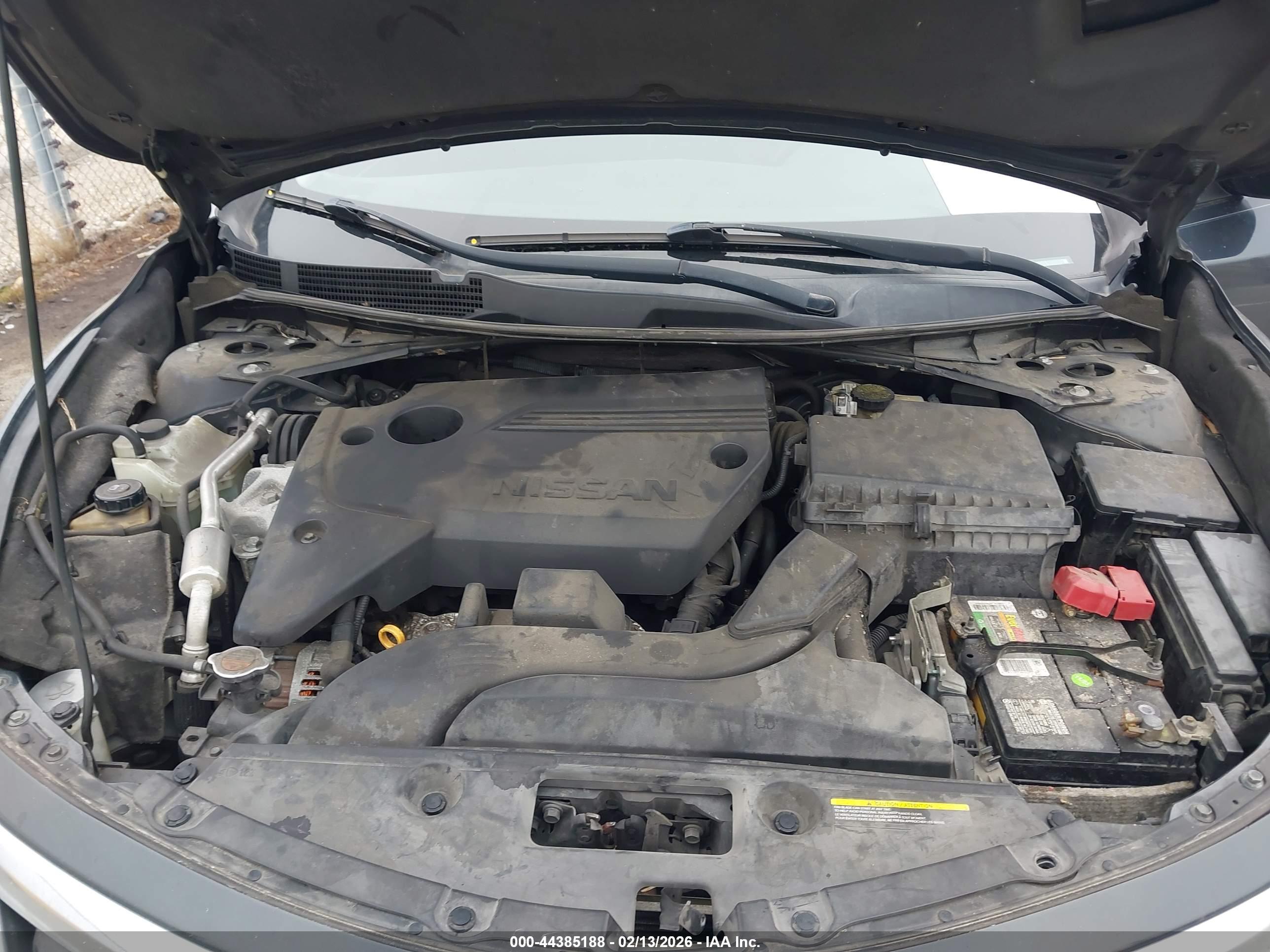 NISSAN ALTIMA image 10