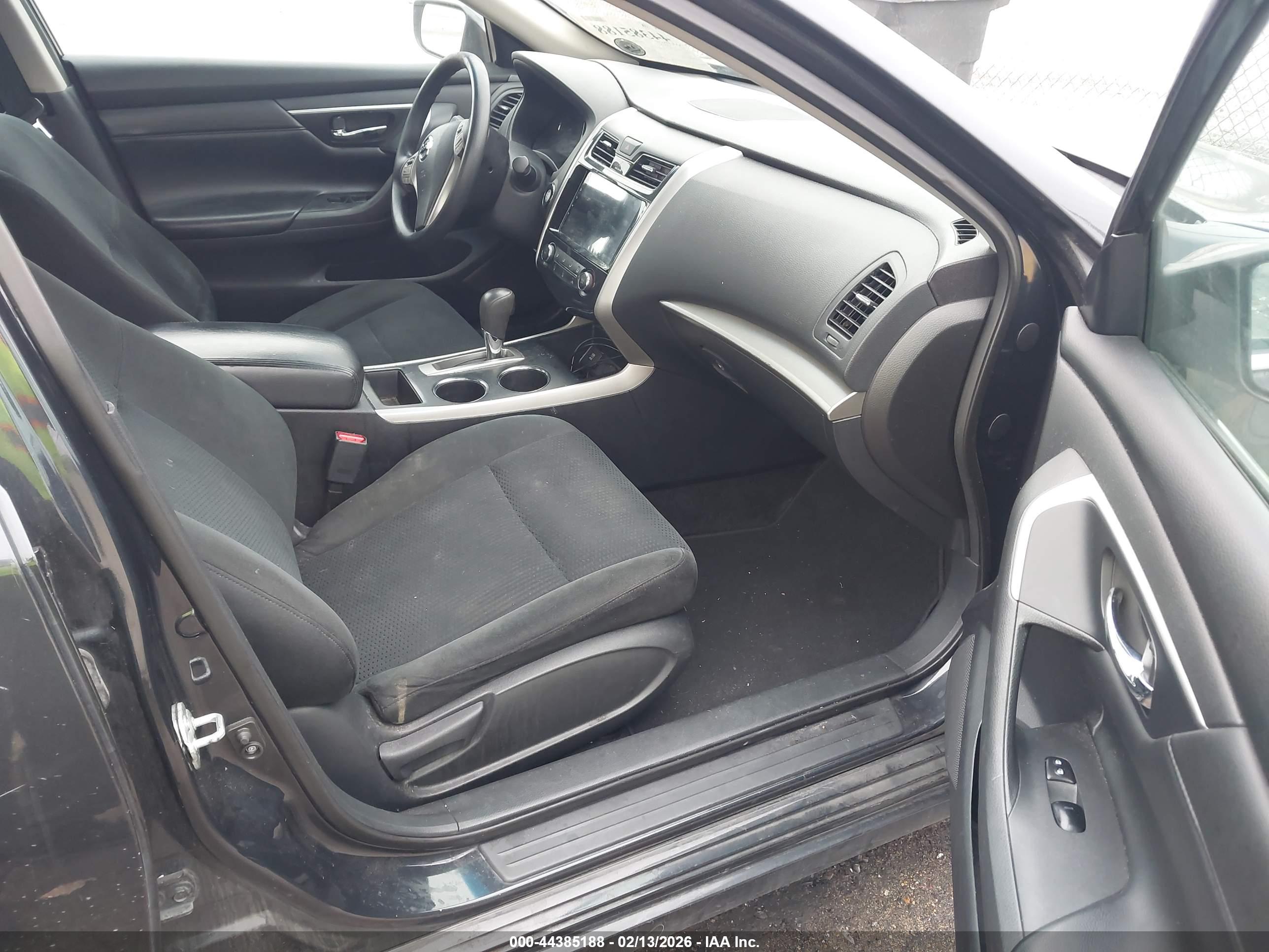 NISSAN ALTIMA image 5