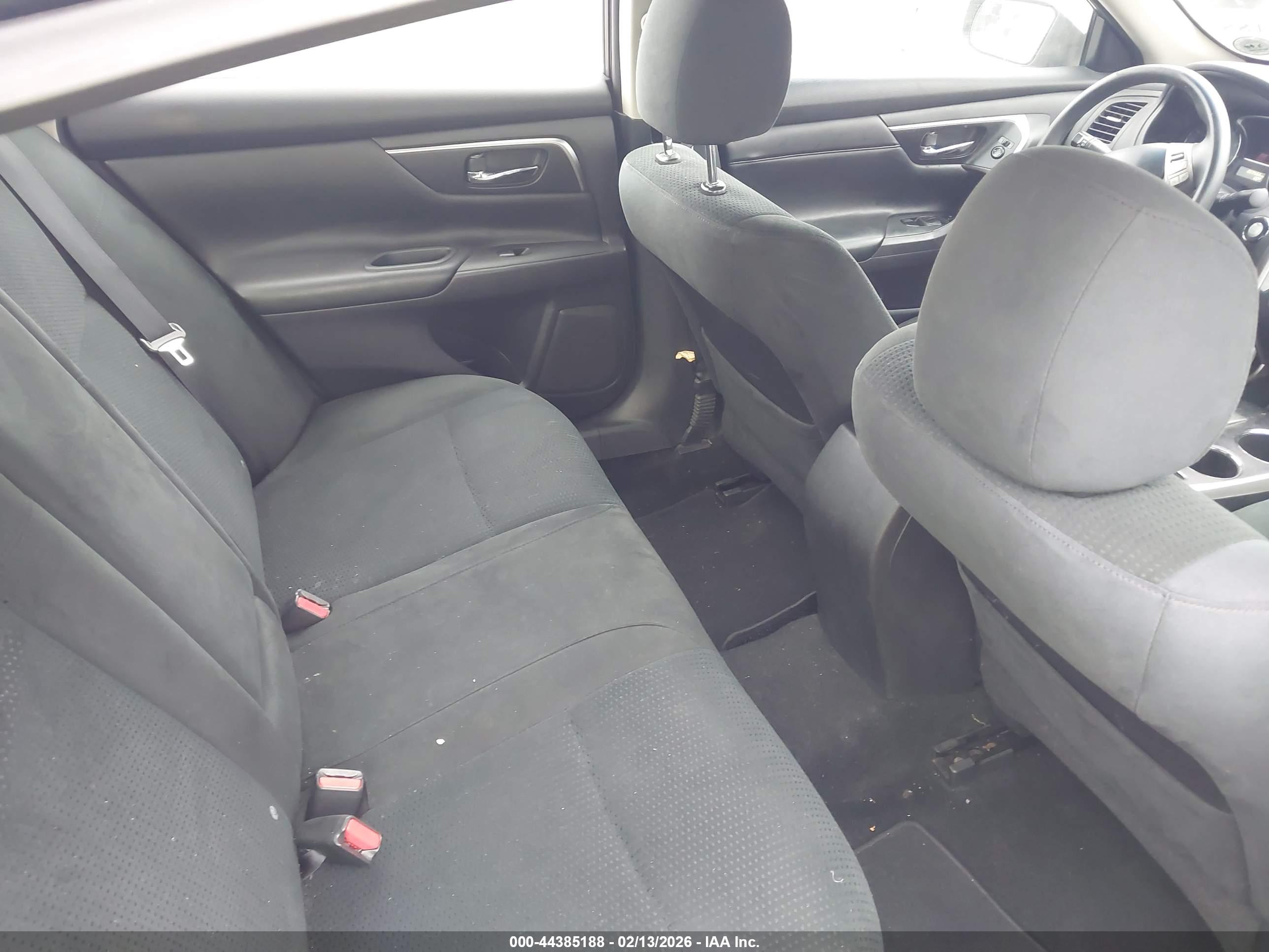 NISSAN ALTIMA image 8