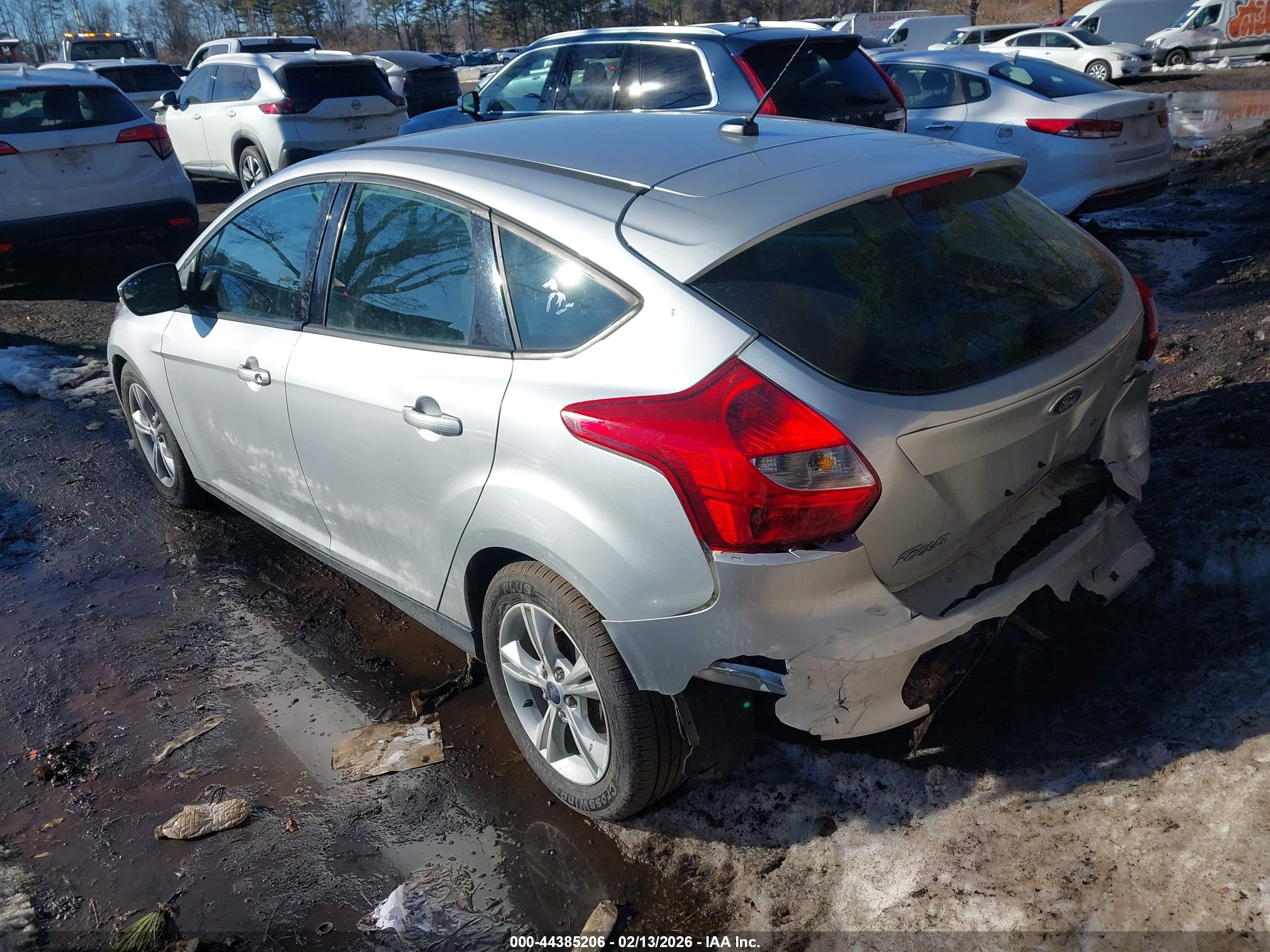 FORD FOCUS image 3