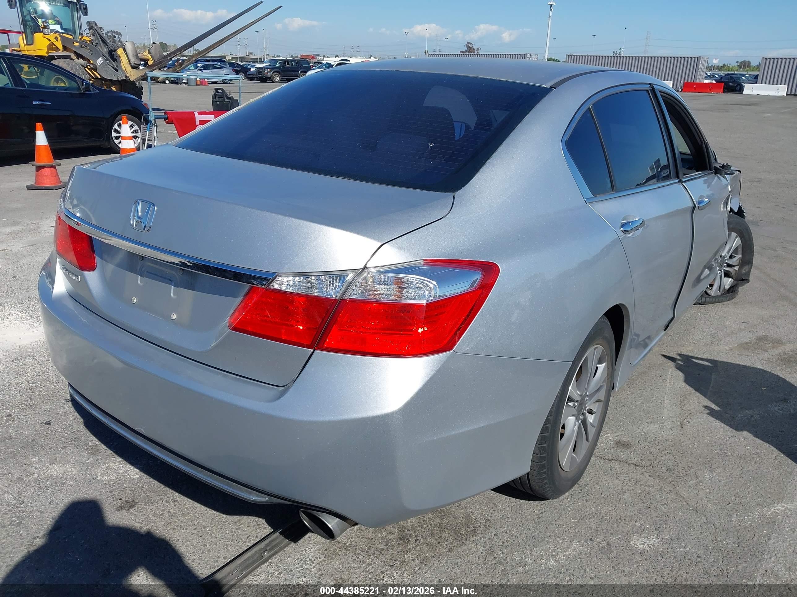 HONDA ACCORD image 4