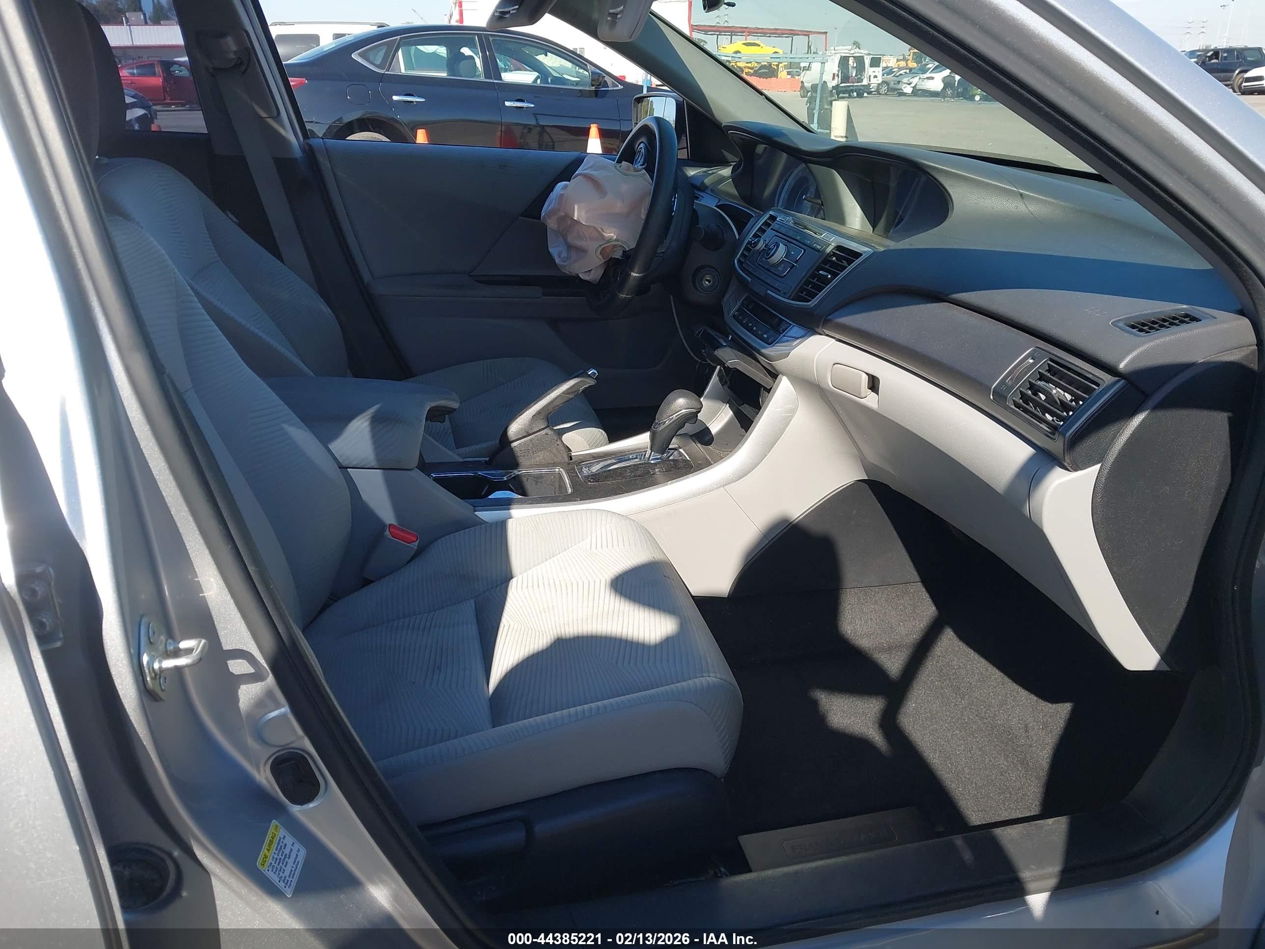 HONDA ACCORD image 5