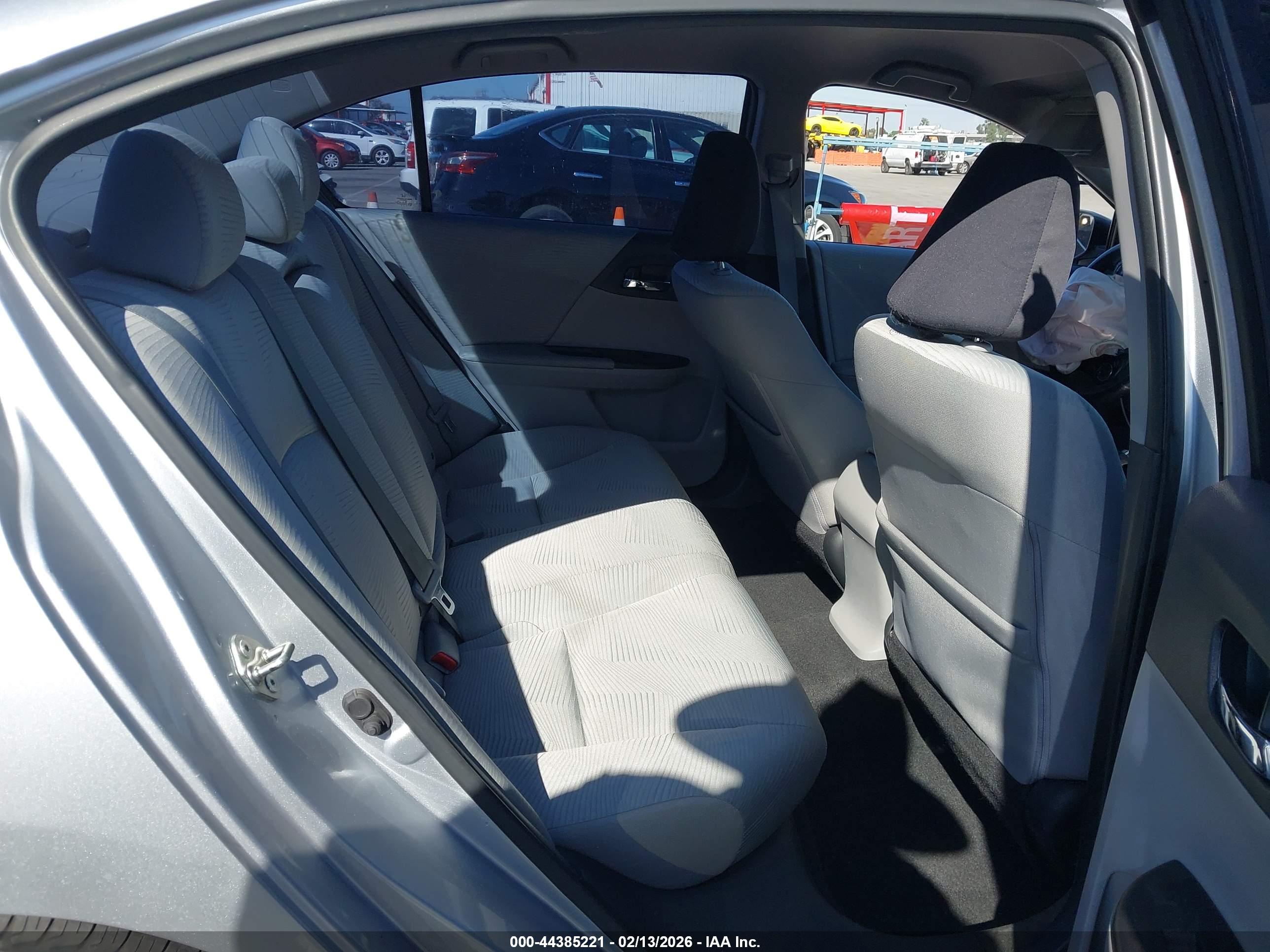 HONDA ACCORD image 8