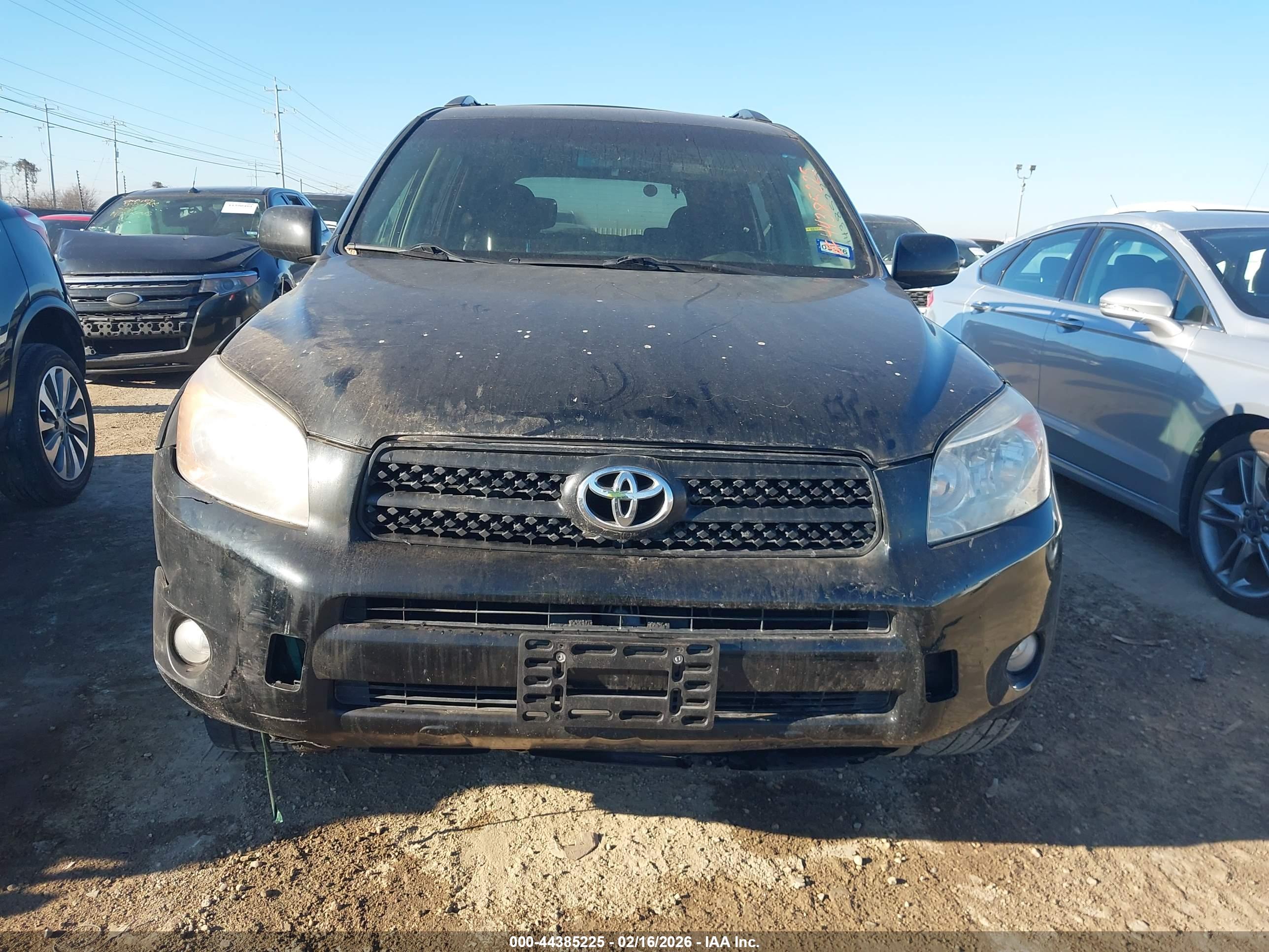 TOYOTA RAV4 image 6