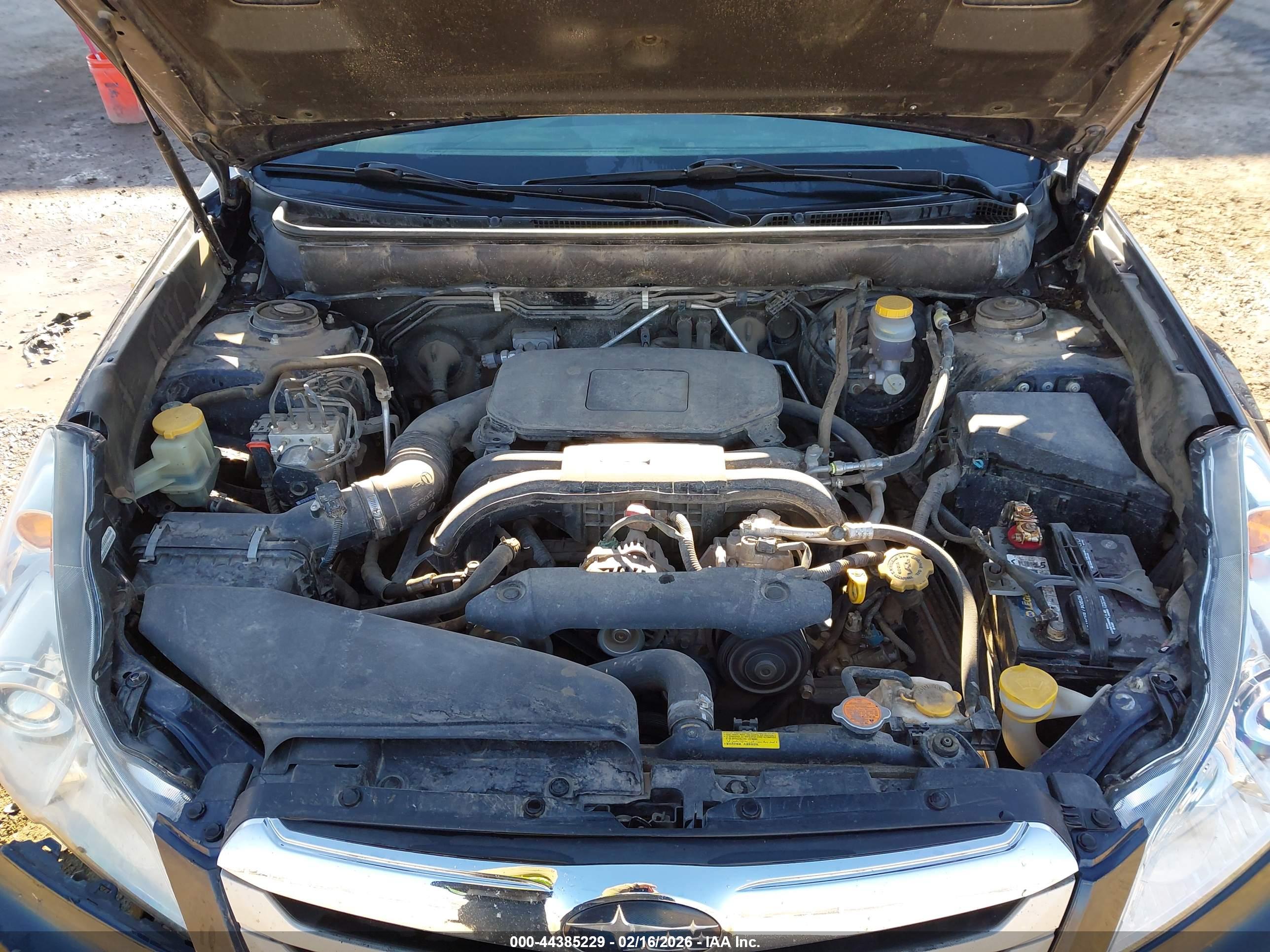 SUBARU OUTBACK image 10