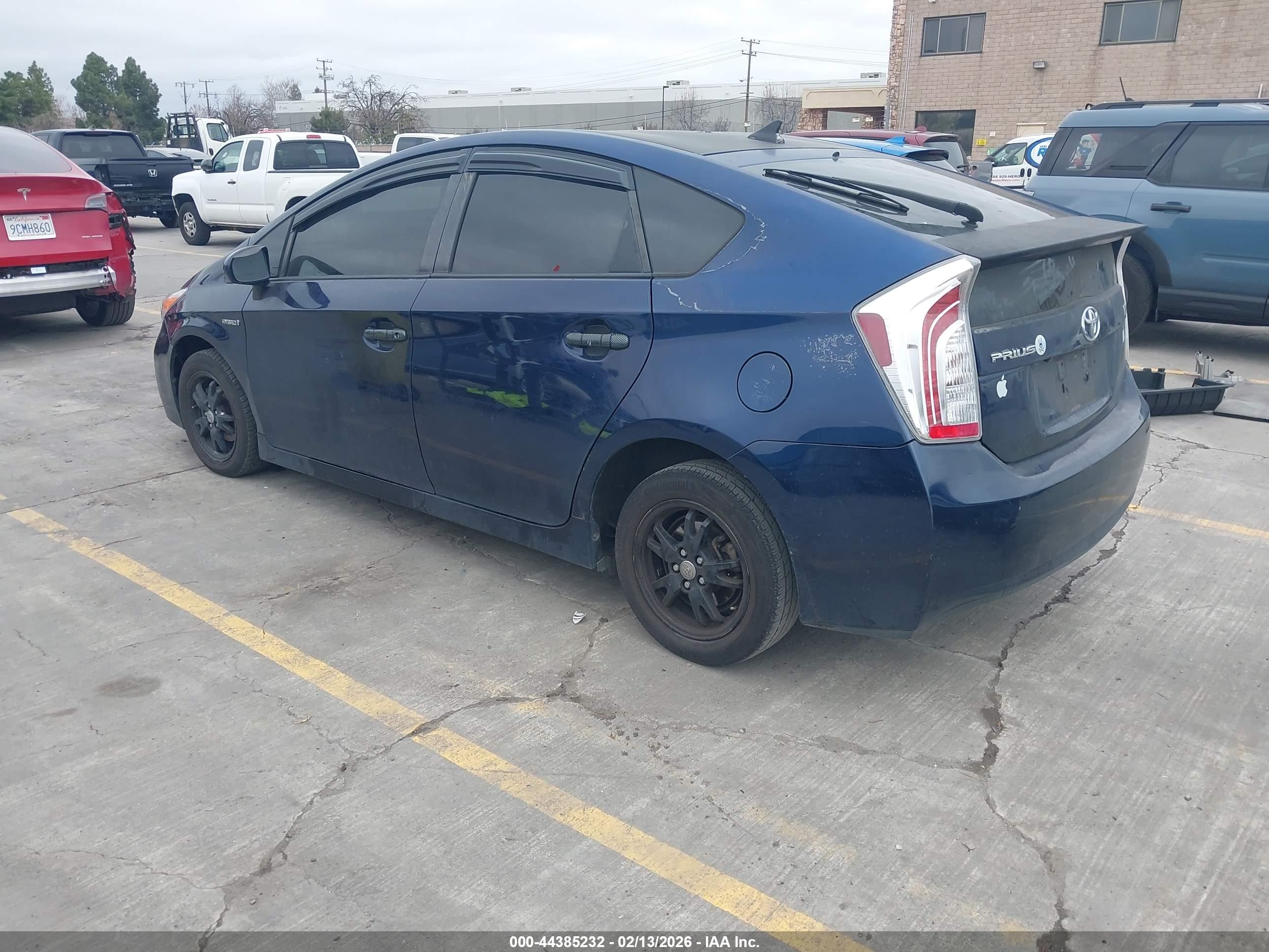 TOYOTA PRIUS image 3