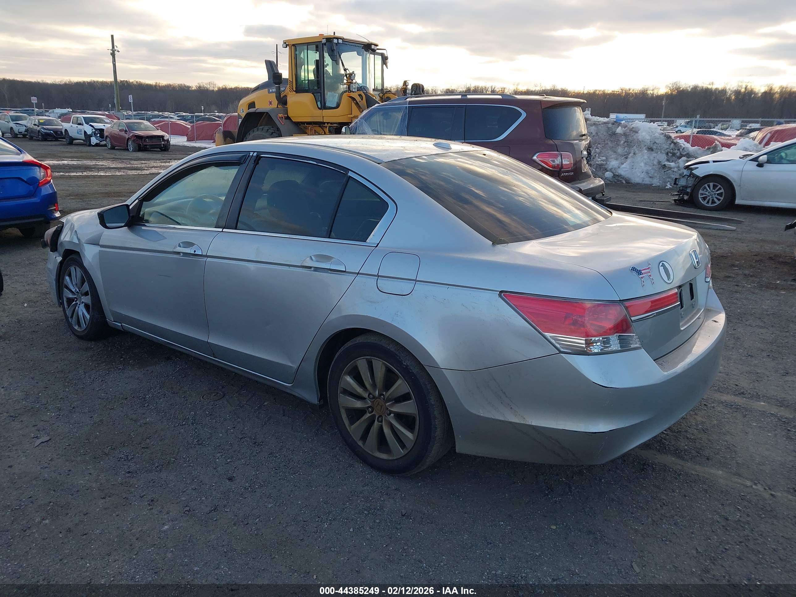 HONDA ACCORD image 3