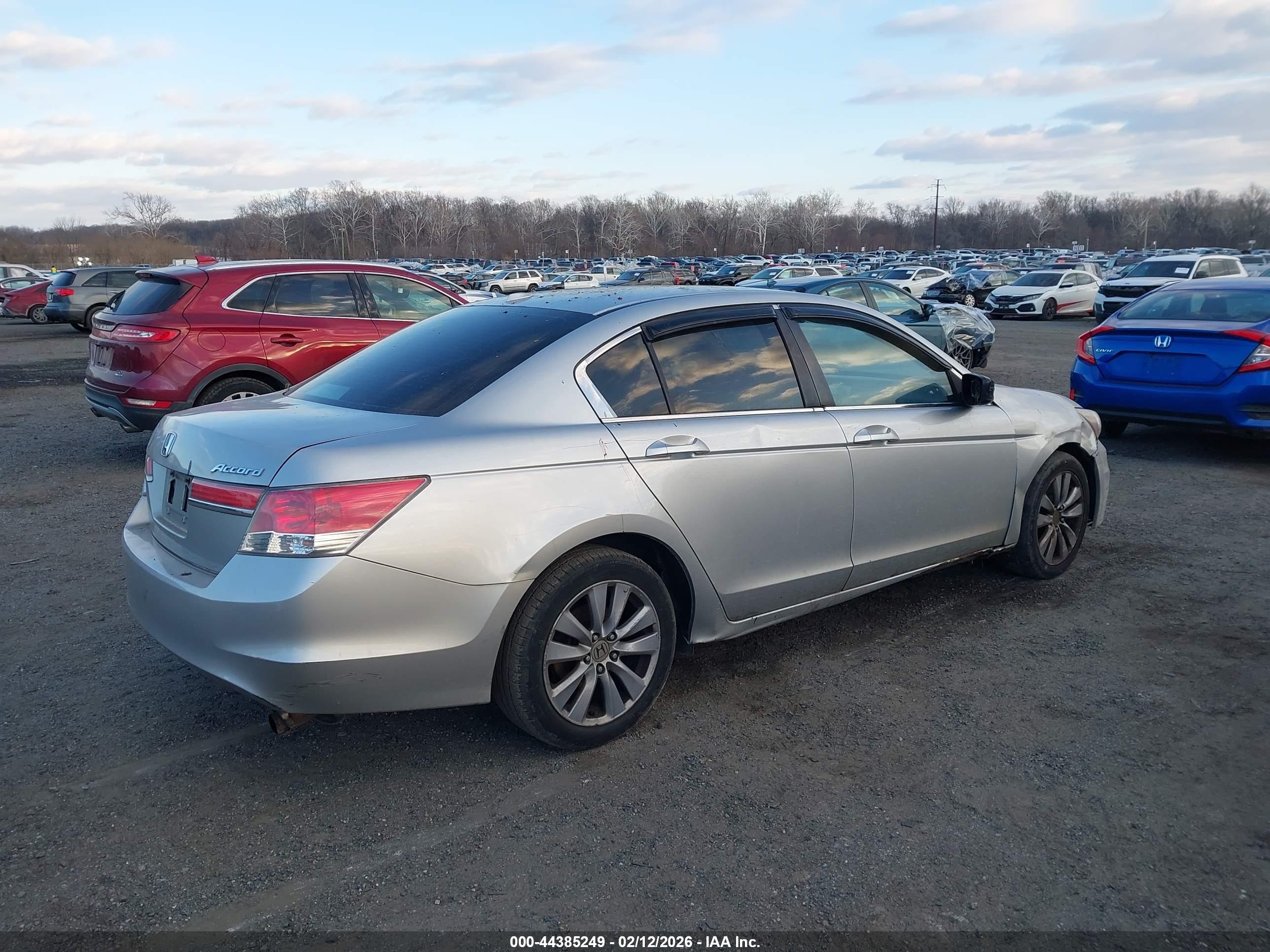 HONDA ACCORD image 4