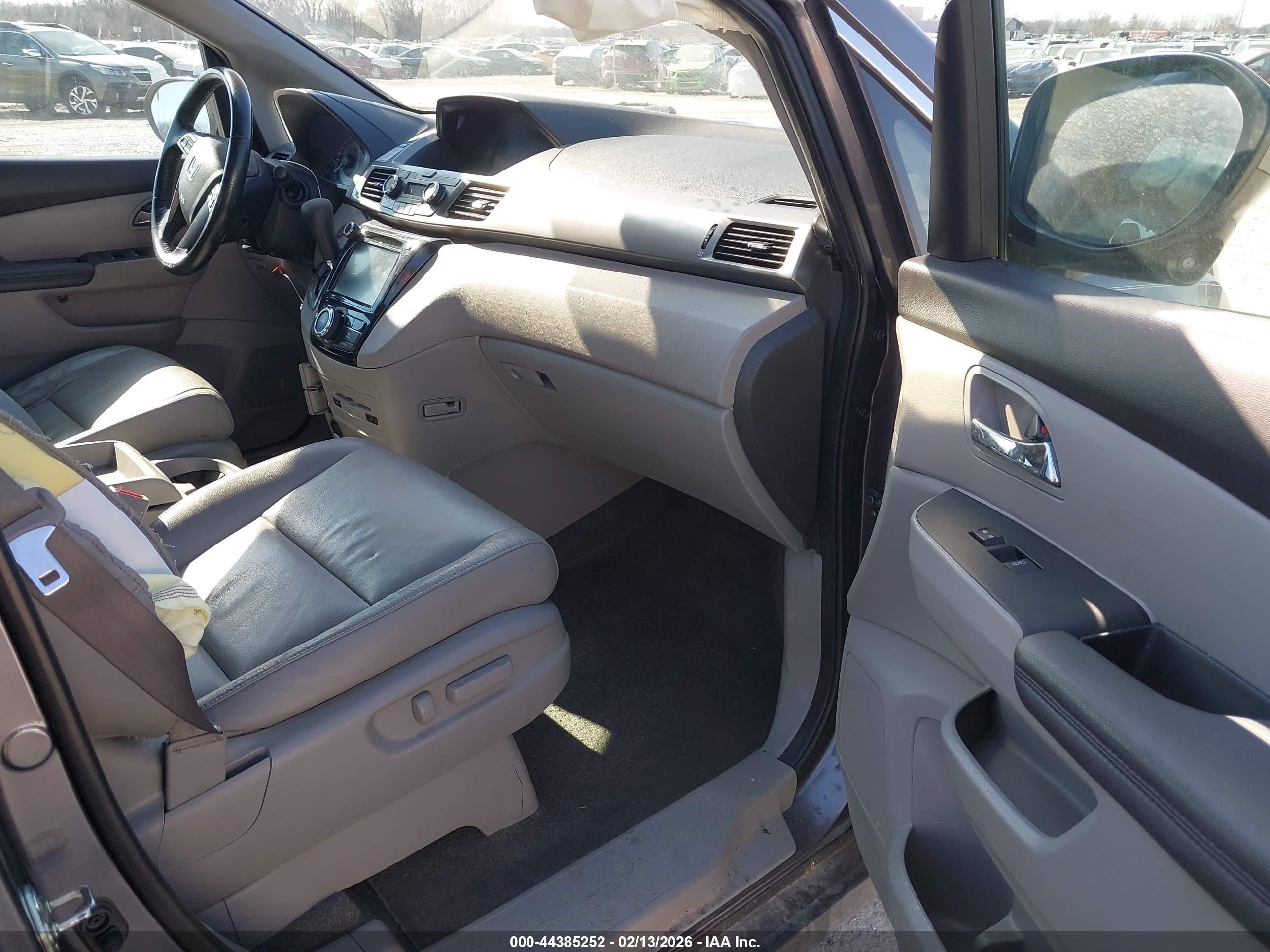 HONDA ODYSSEY image 5
