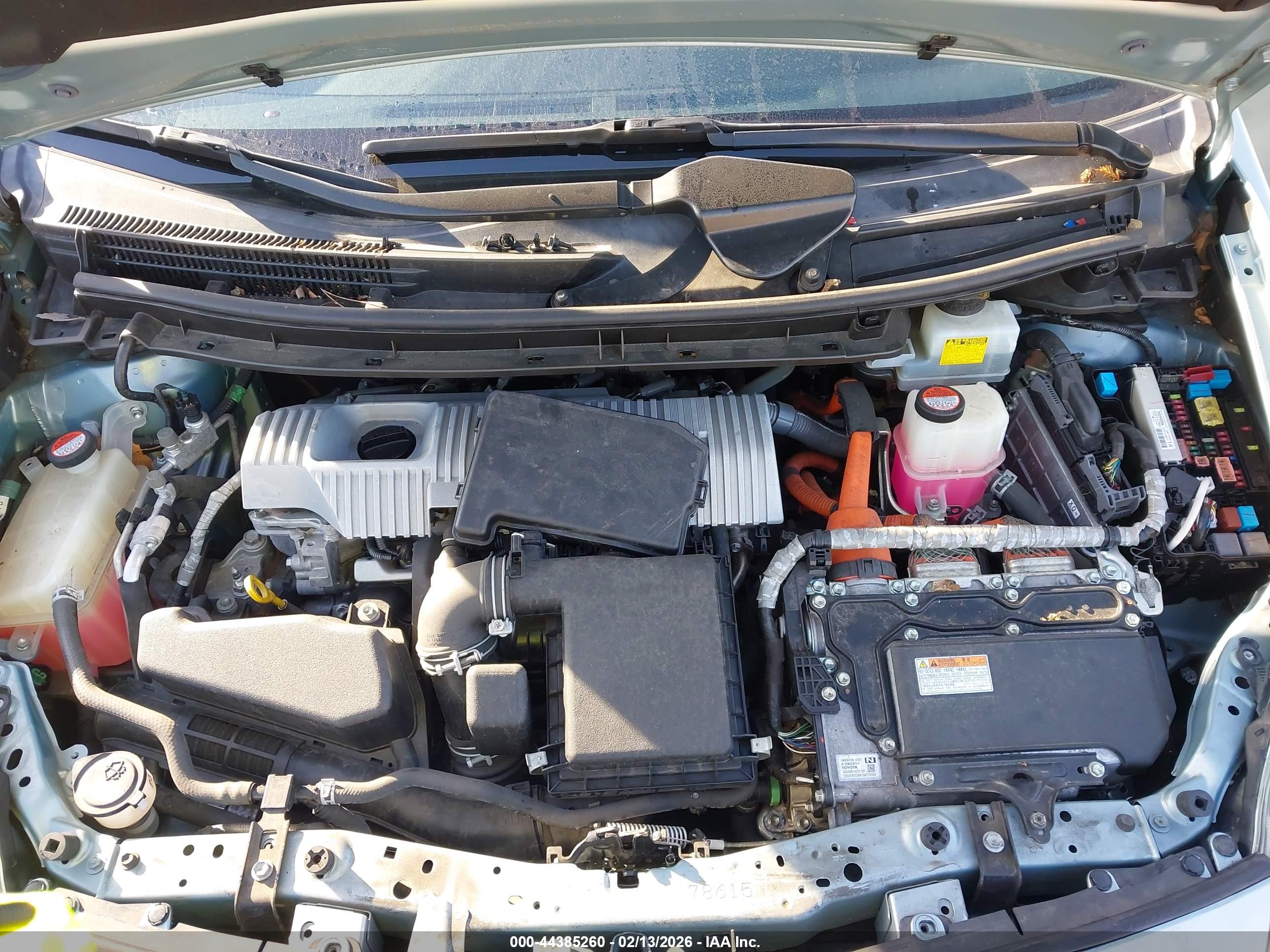 TOYOTA PRIUS image 10