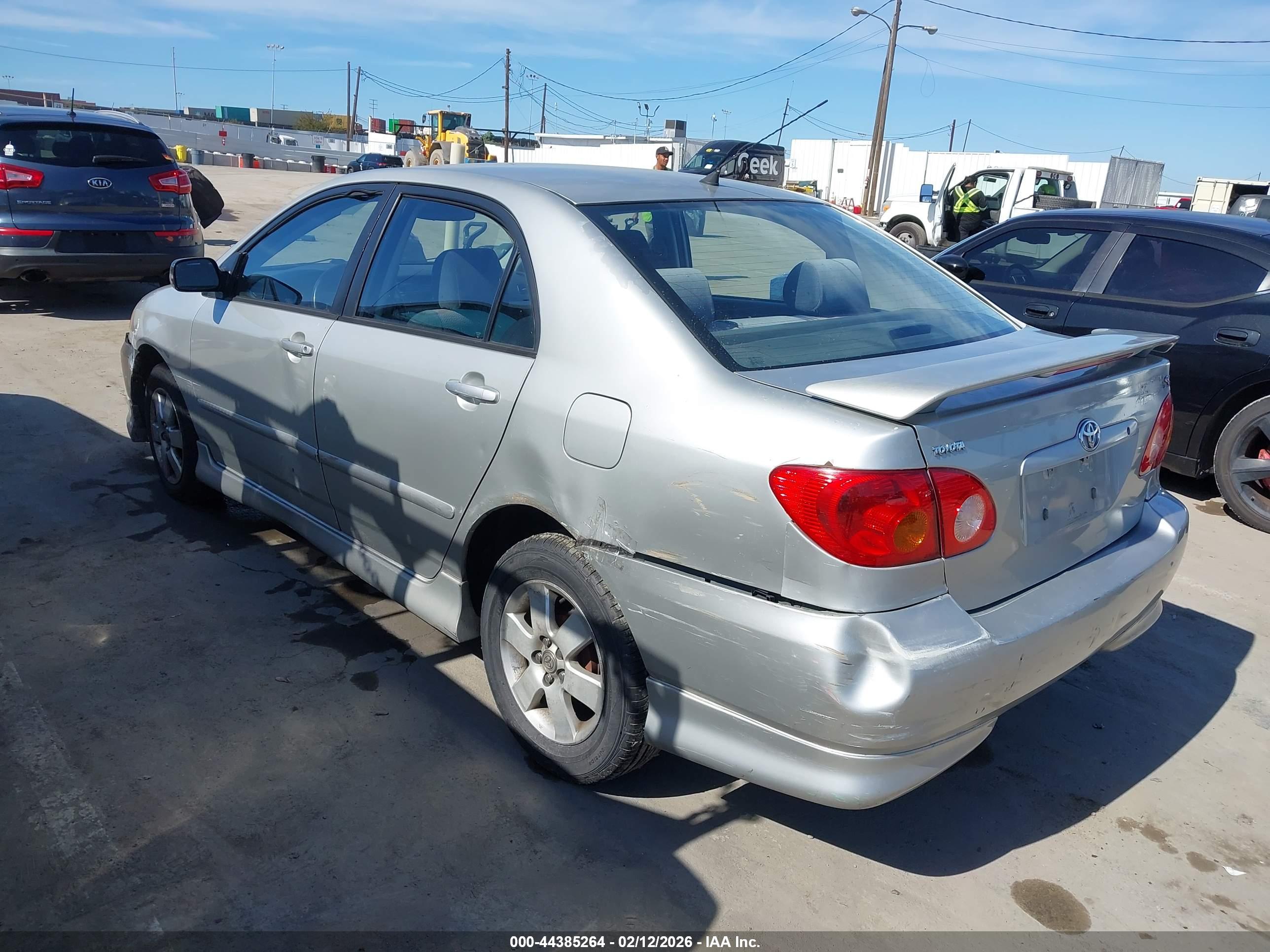 TOYOTA COROLLA image 3