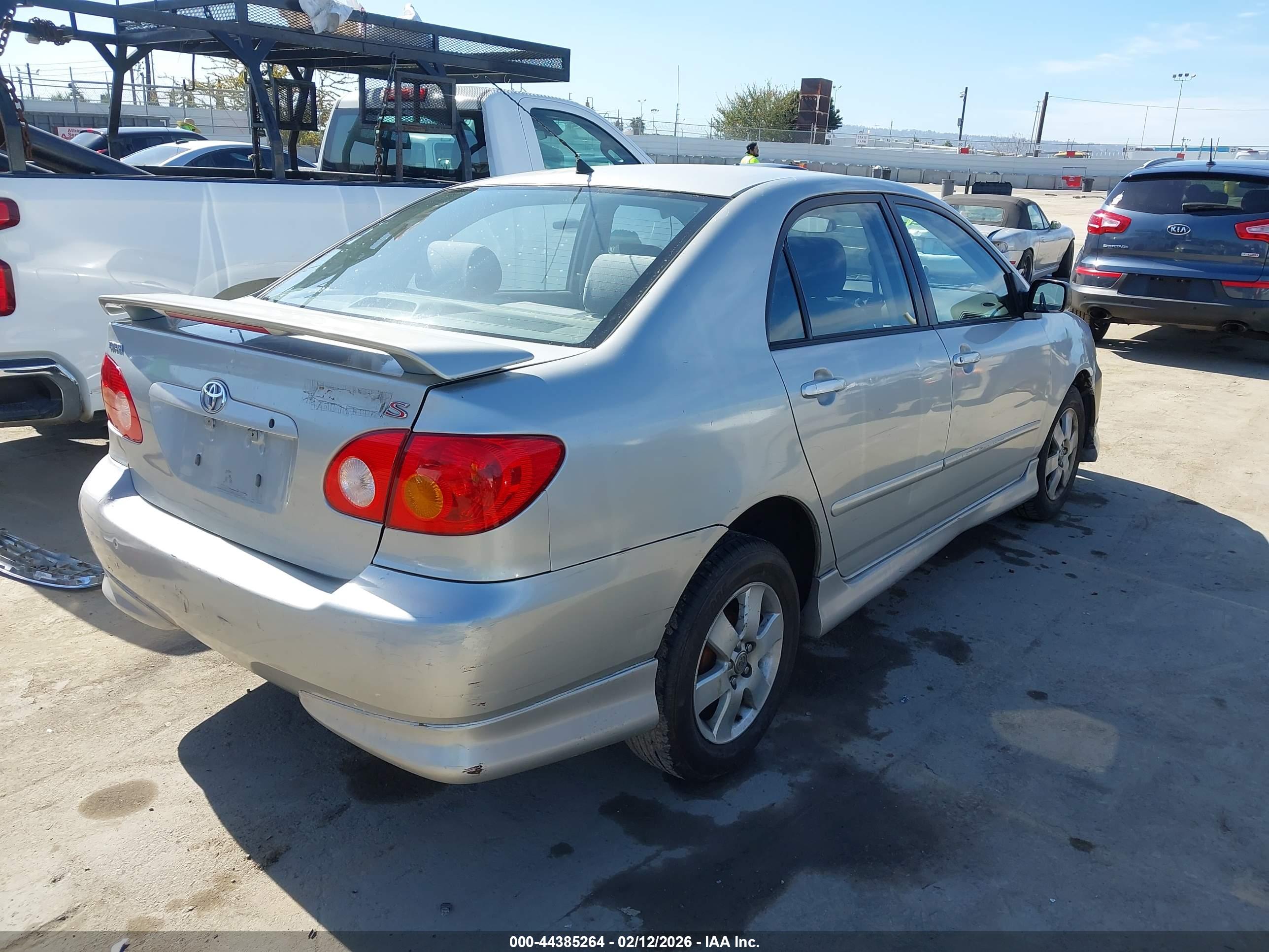 TOYOTA COROLLA image 4