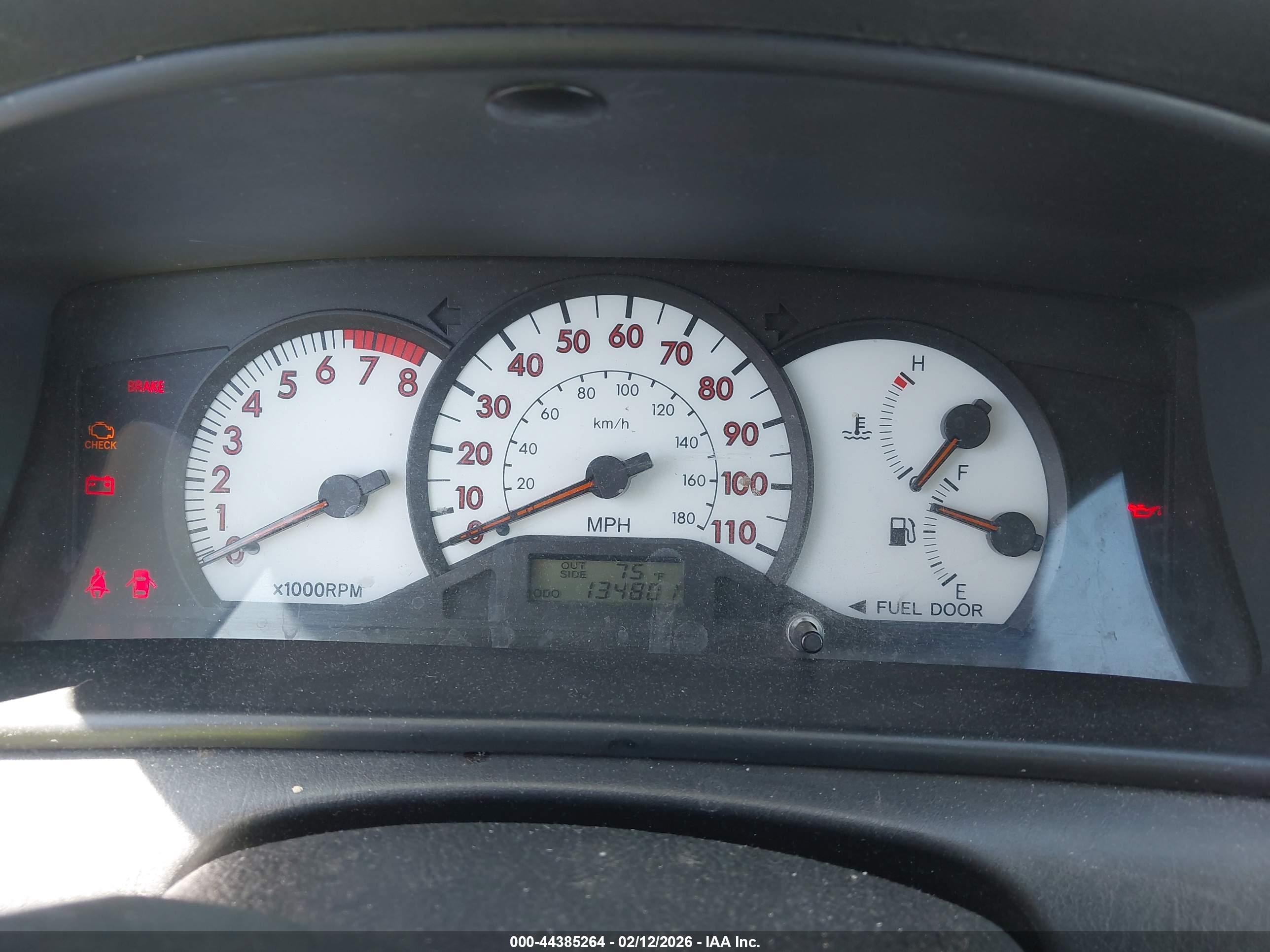 TOYOTA COROLLA image 7