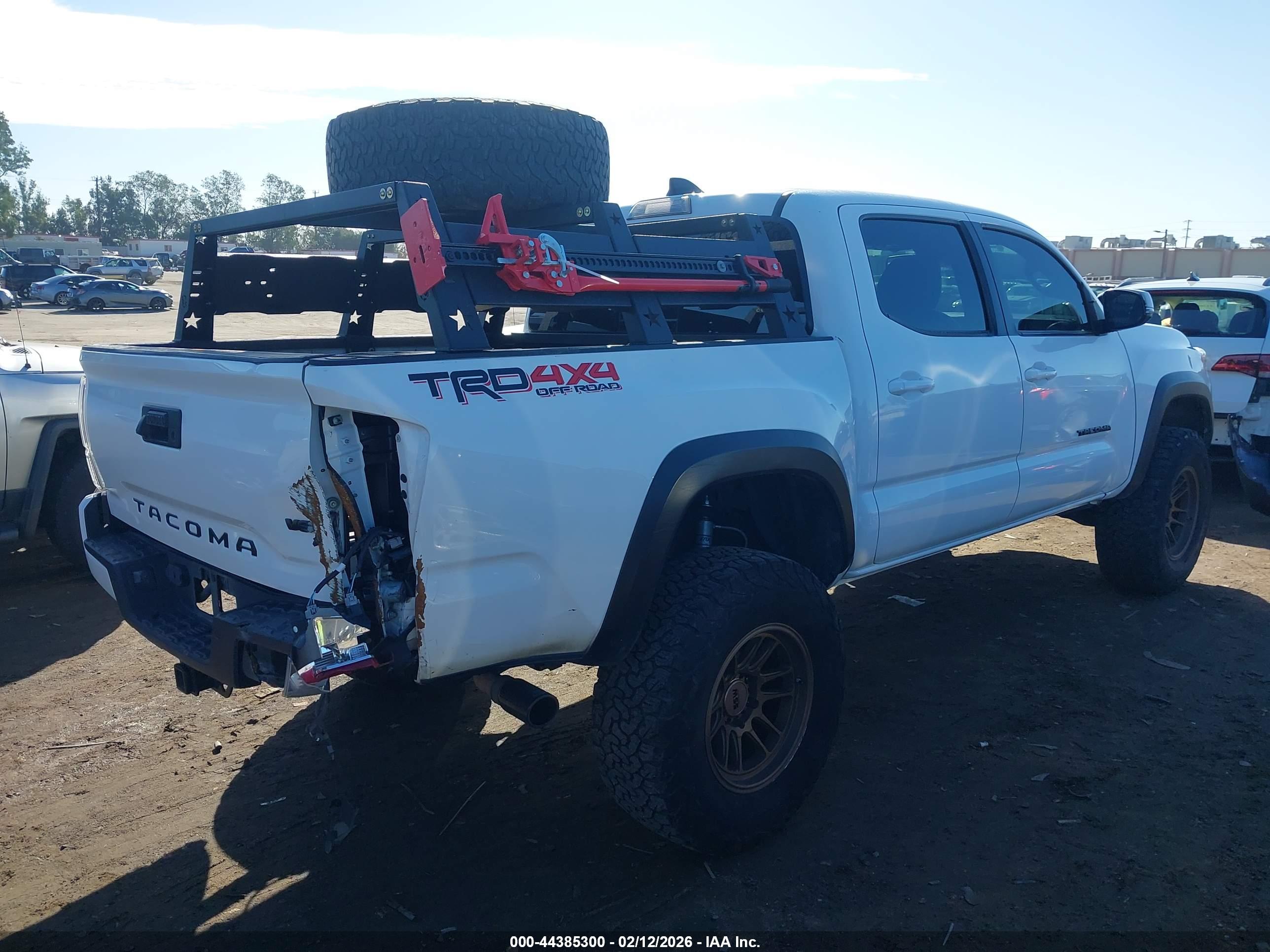 TOYOTA TACOMA image 4