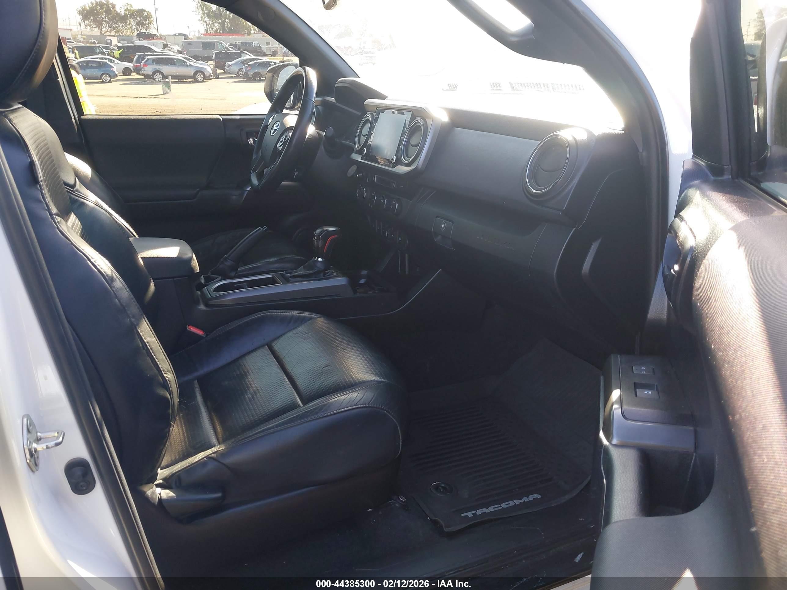 TOYOTA TACOMA image 5