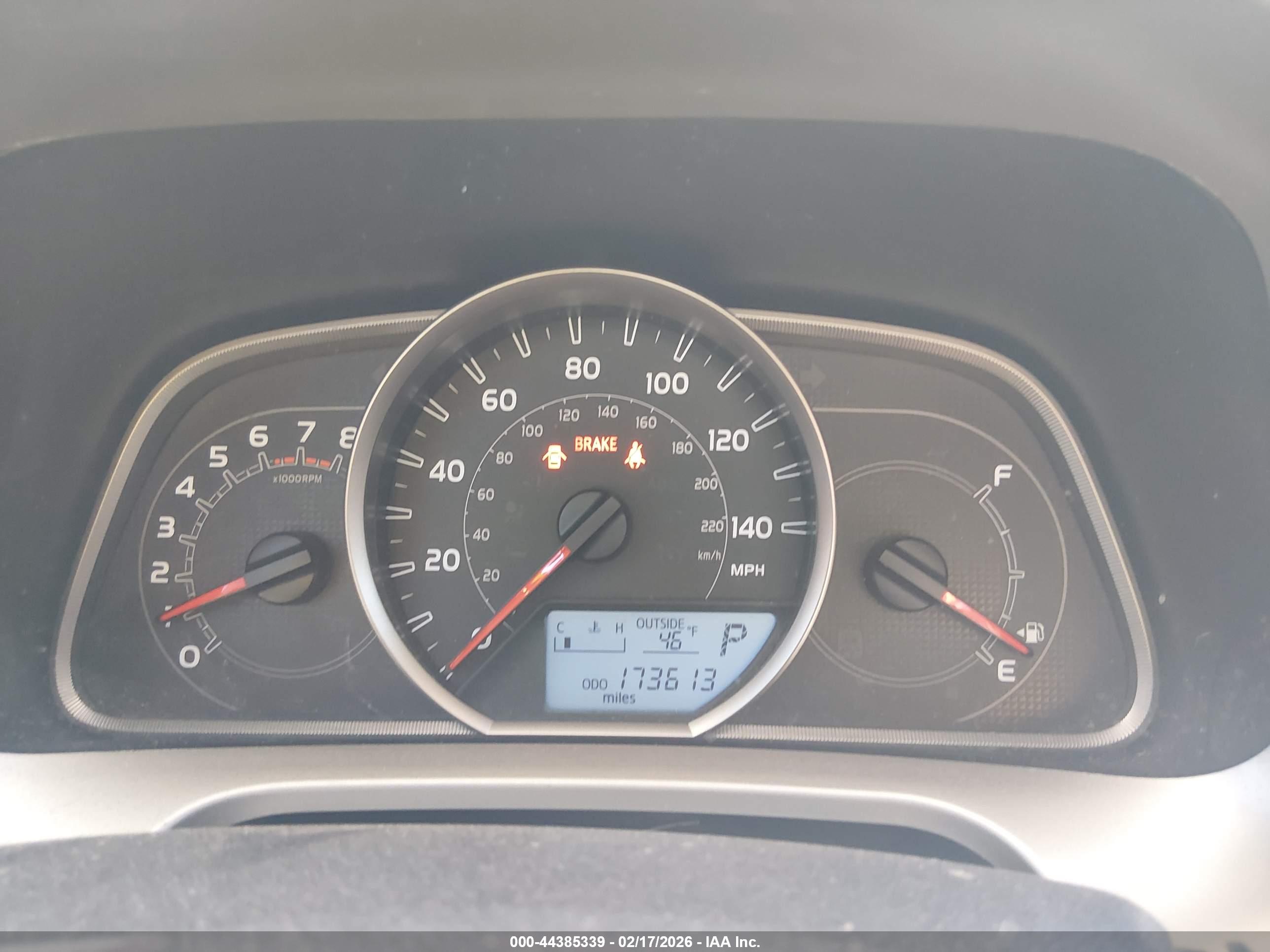 TOYOTA RAV4 image 7