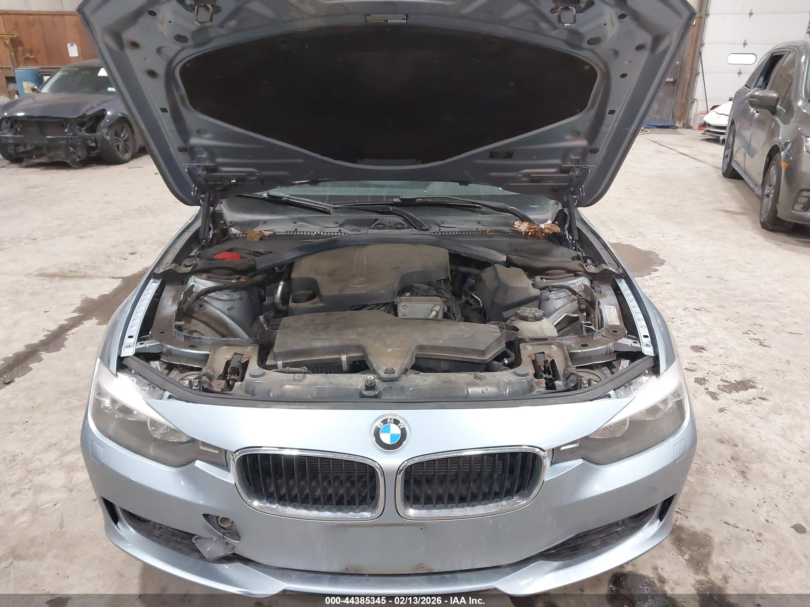 BMW 328I image 10