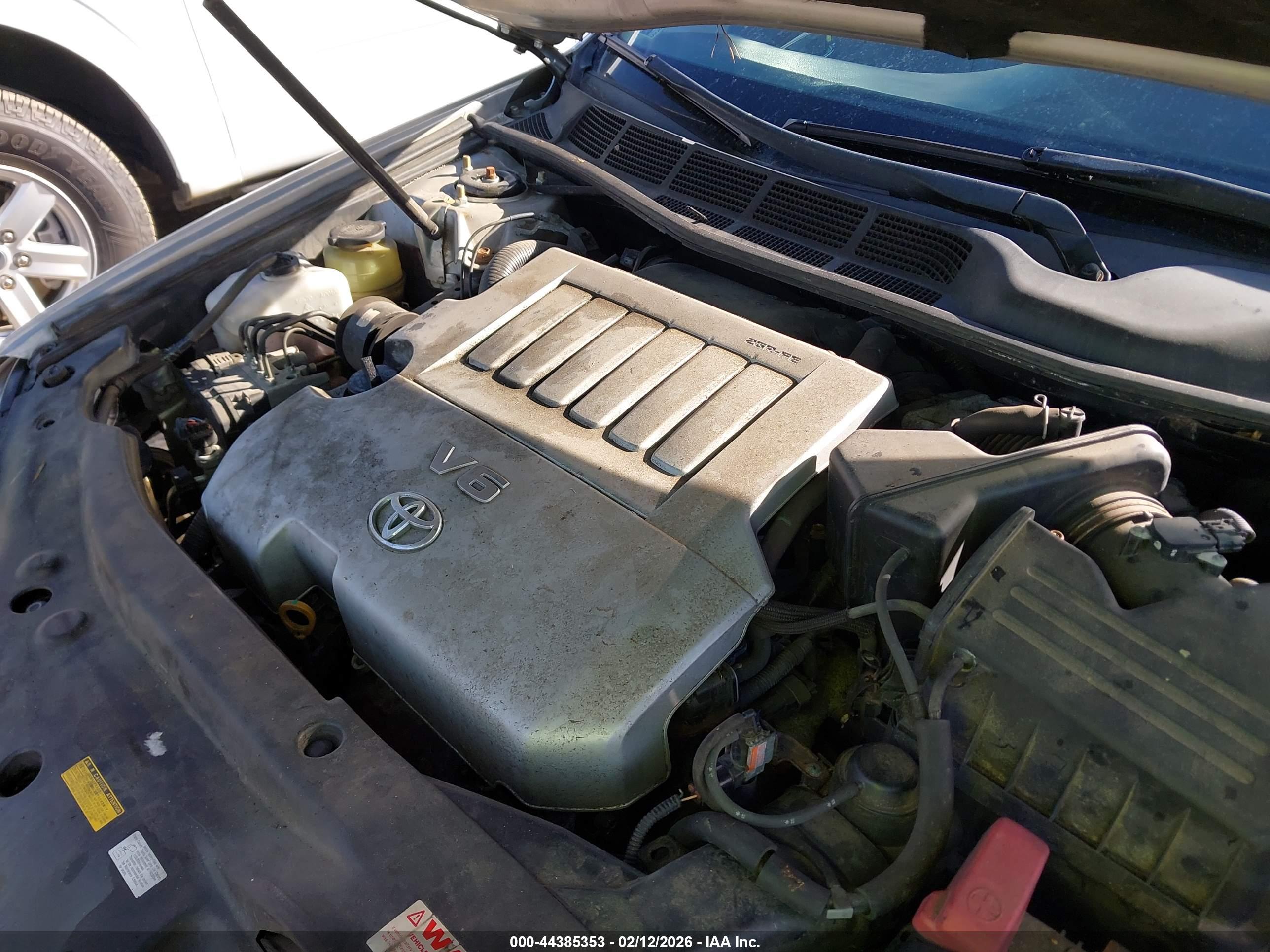 TOYOTA AVALON image 10