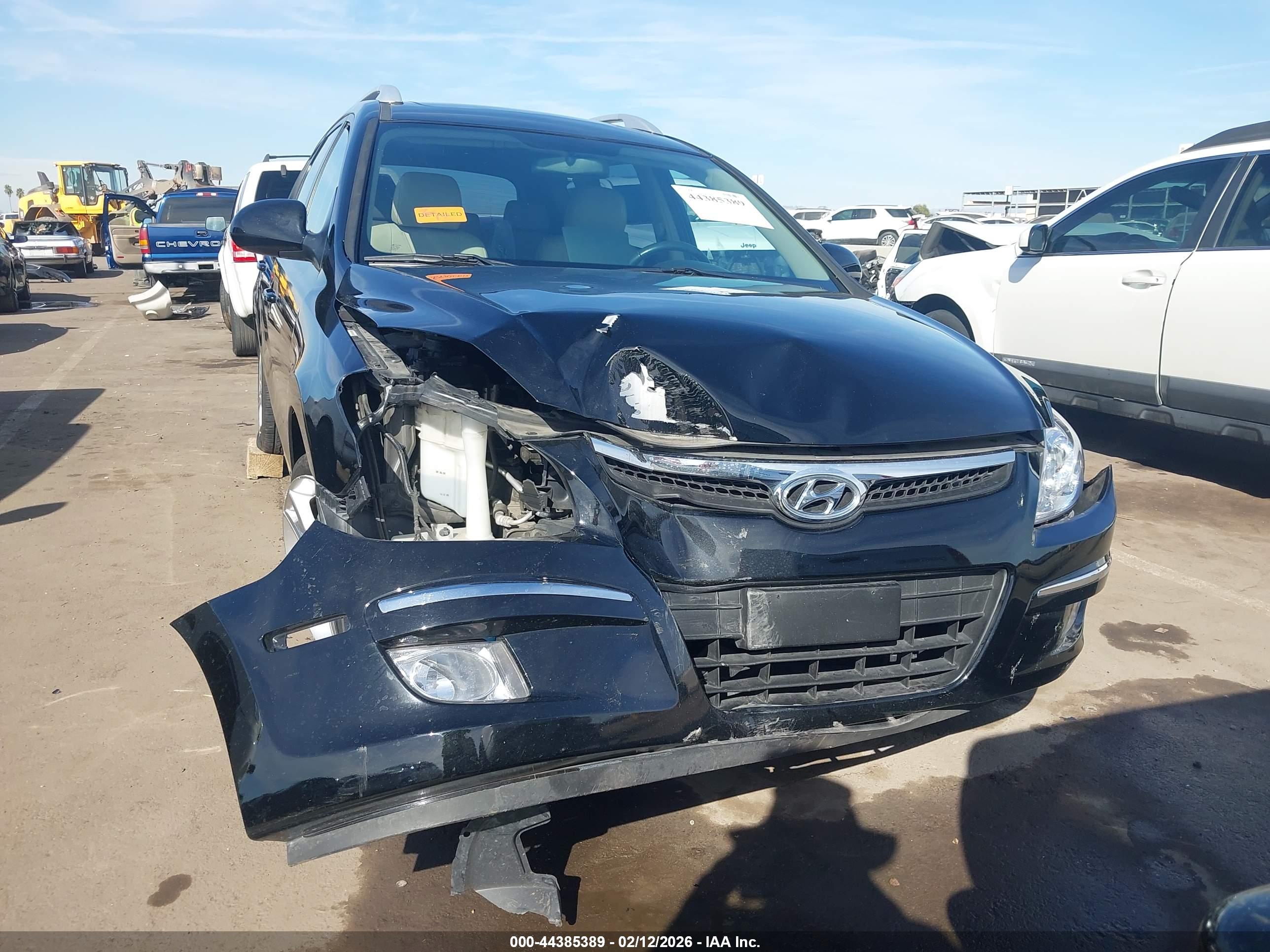 HYUNDAI ELANTRA image 6