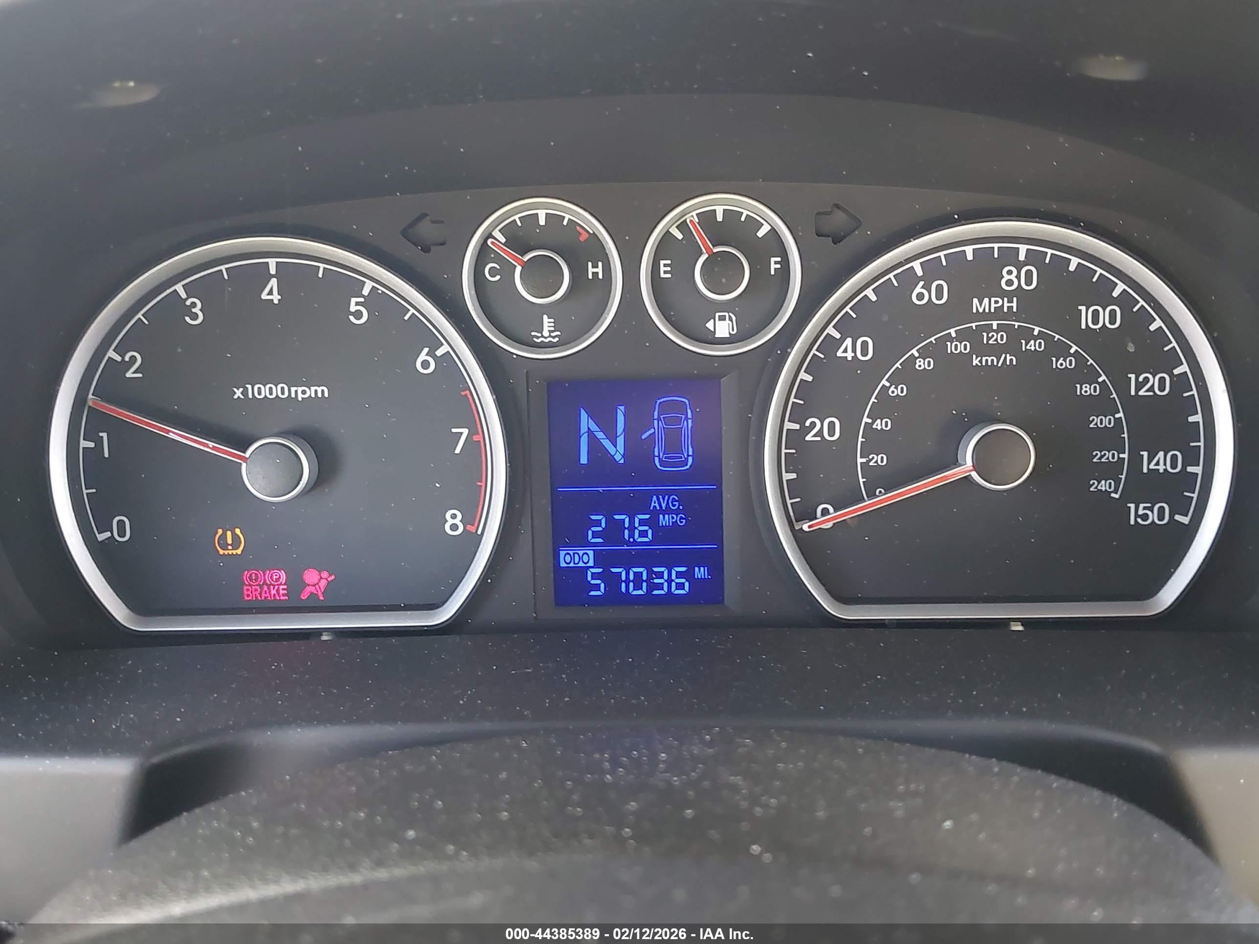 HYUNDAI ELANTRA image 7