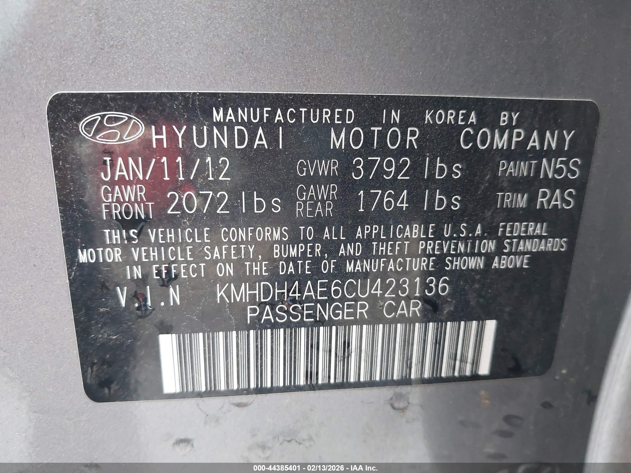 HYUNDAI ELANTRA image 9