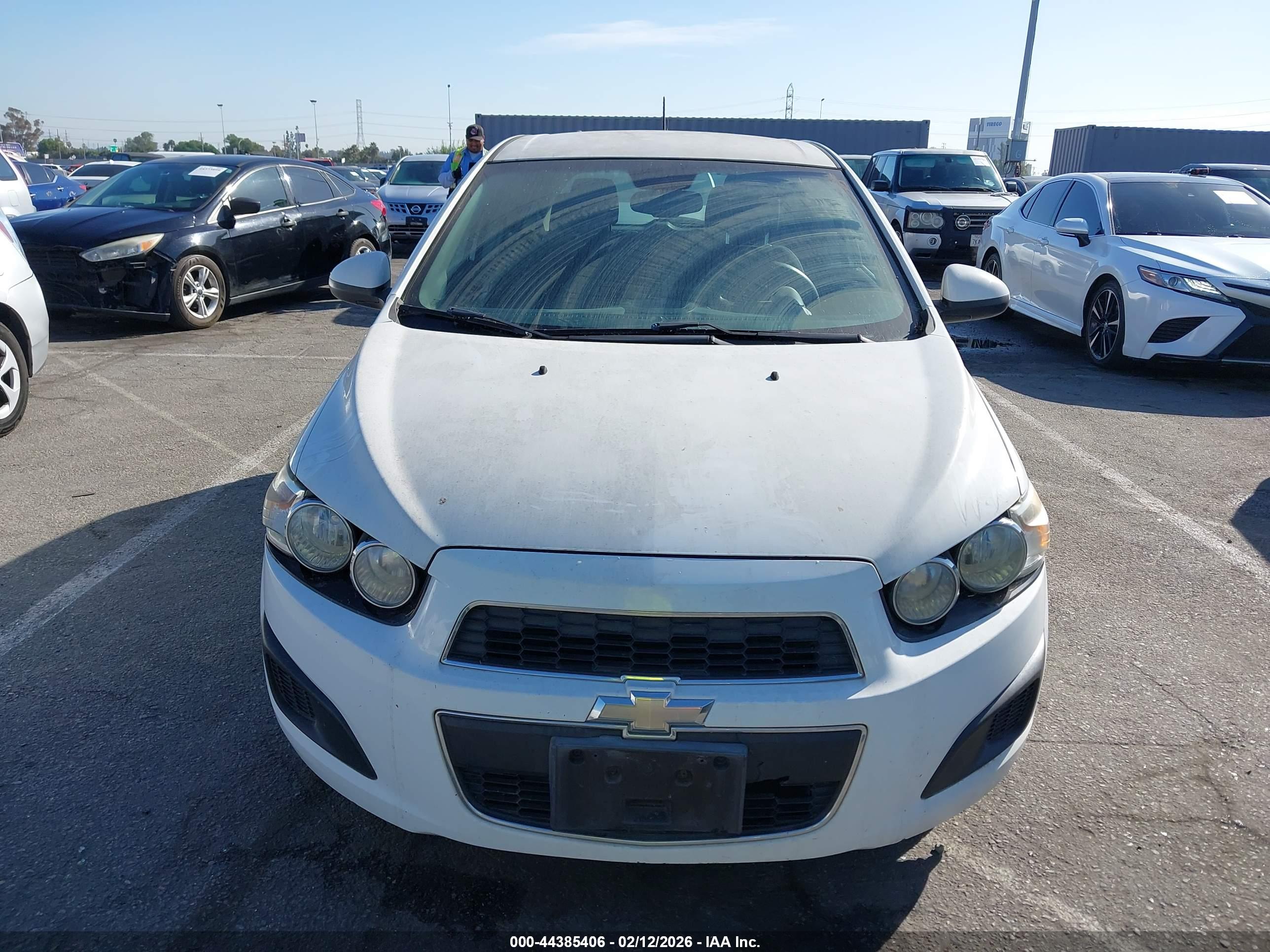 CHEVROLET SONIC image 6
