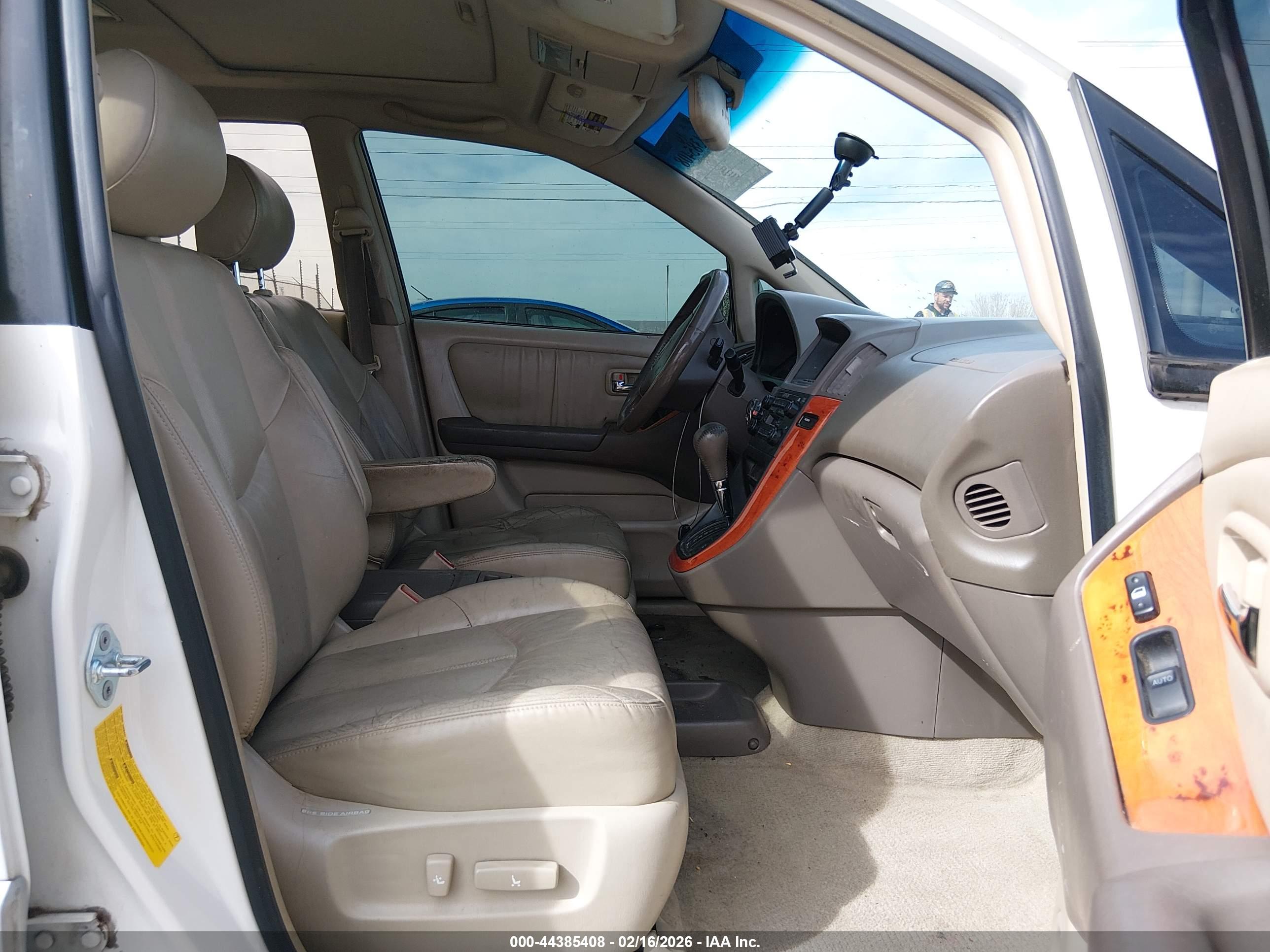 LEXUS RX image 5