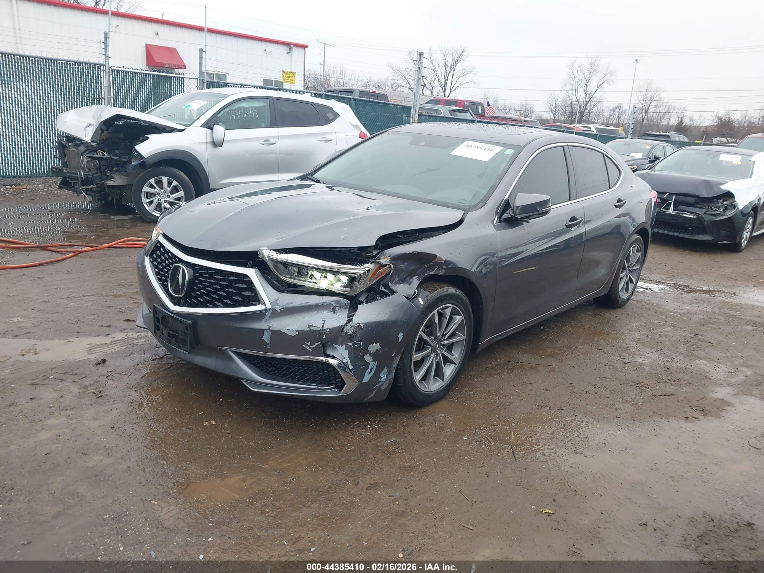 ACURA TLX image 2