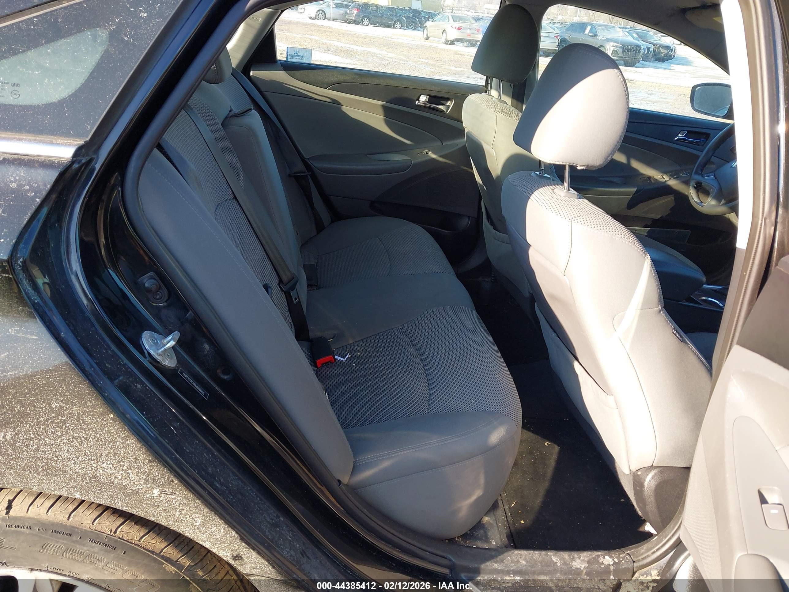 HYUNDAI SONATA image 8