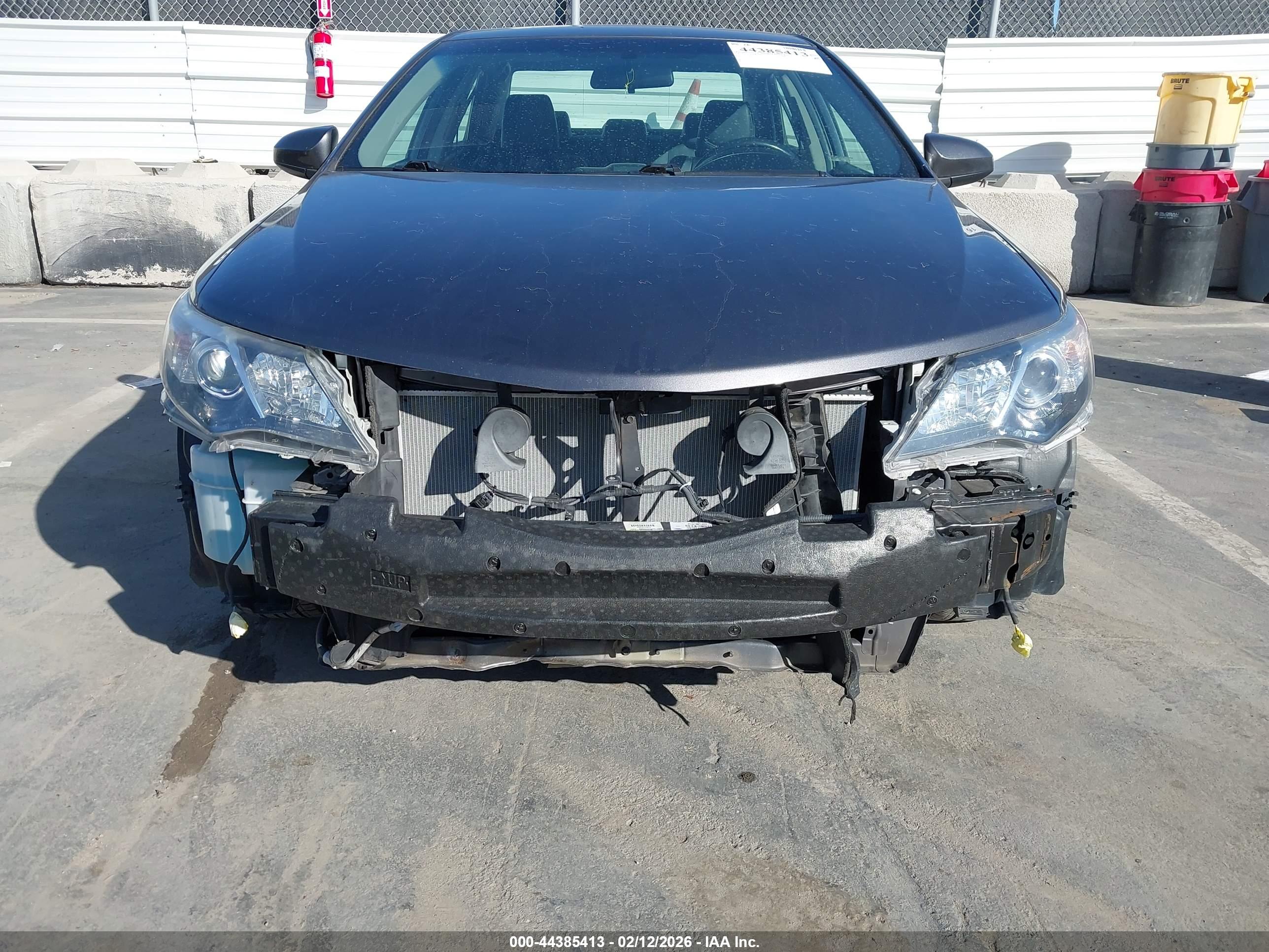 TOYOTA CAMRY image 6