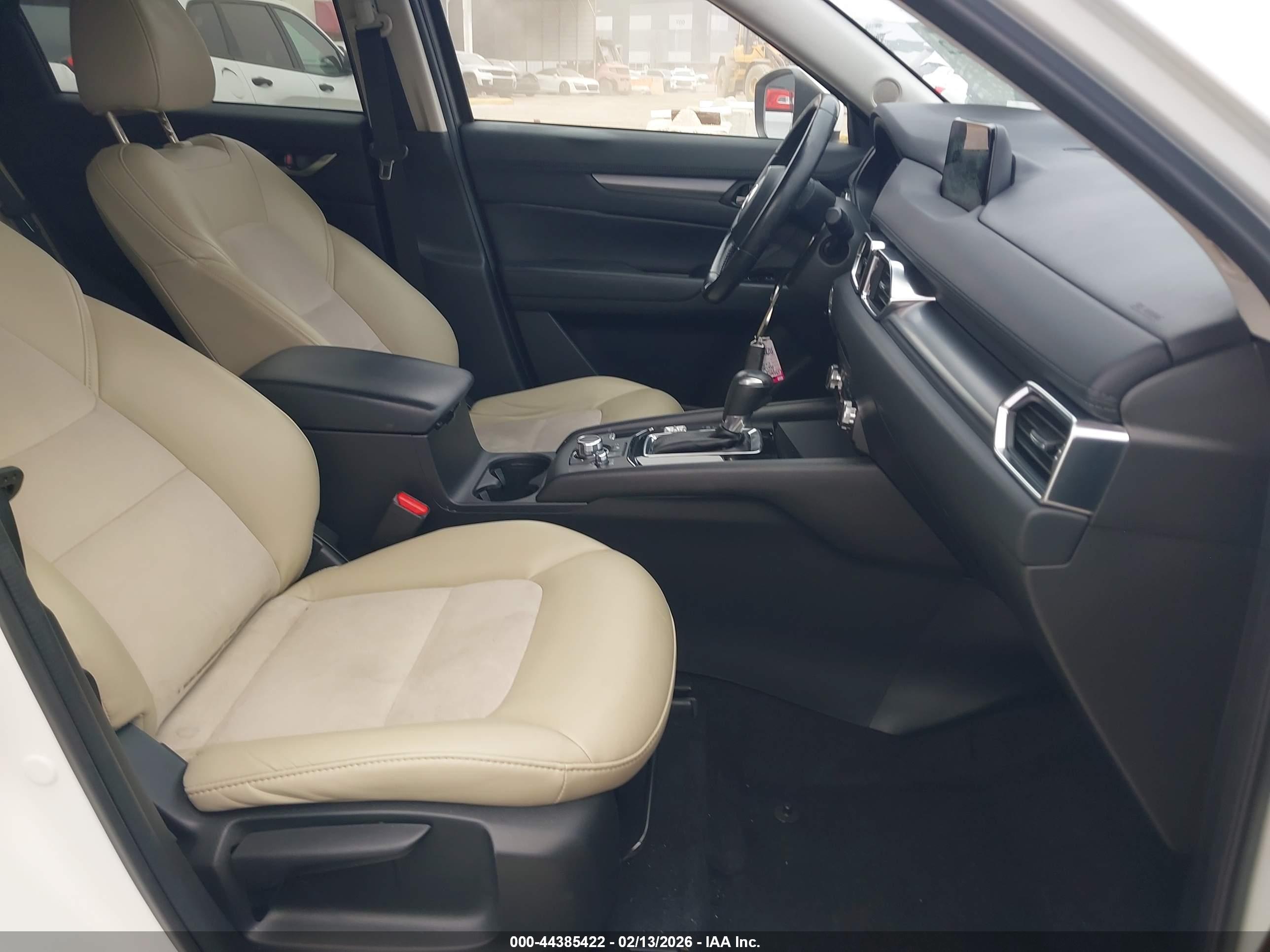 MAZDA CX-5 image 5